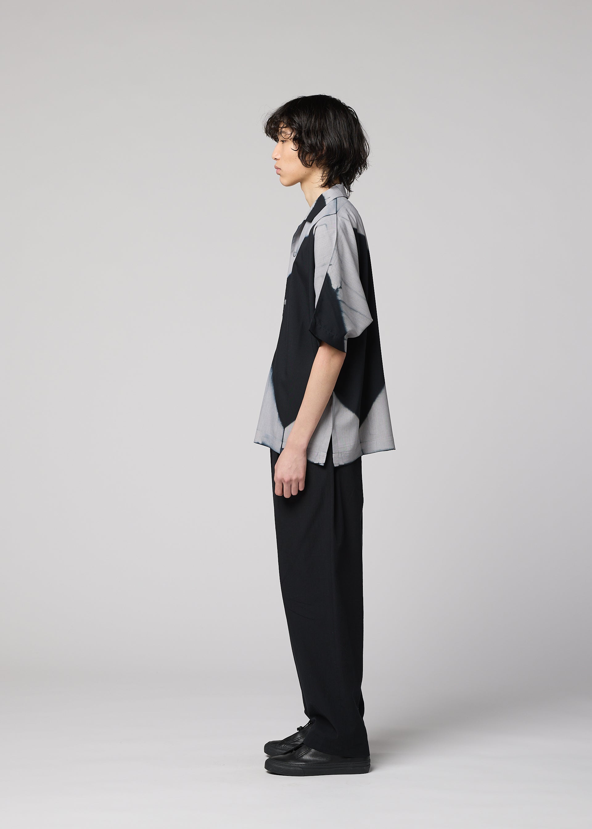 Issey Miyake Itajime košile s krátkým rukávem černá vel. 3