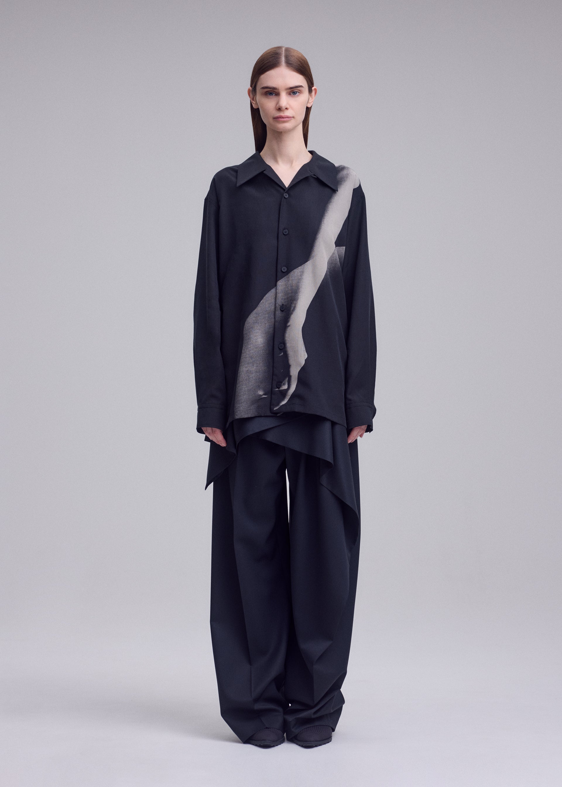 Issey Miyake Hands of Lover košile černá vel. 2