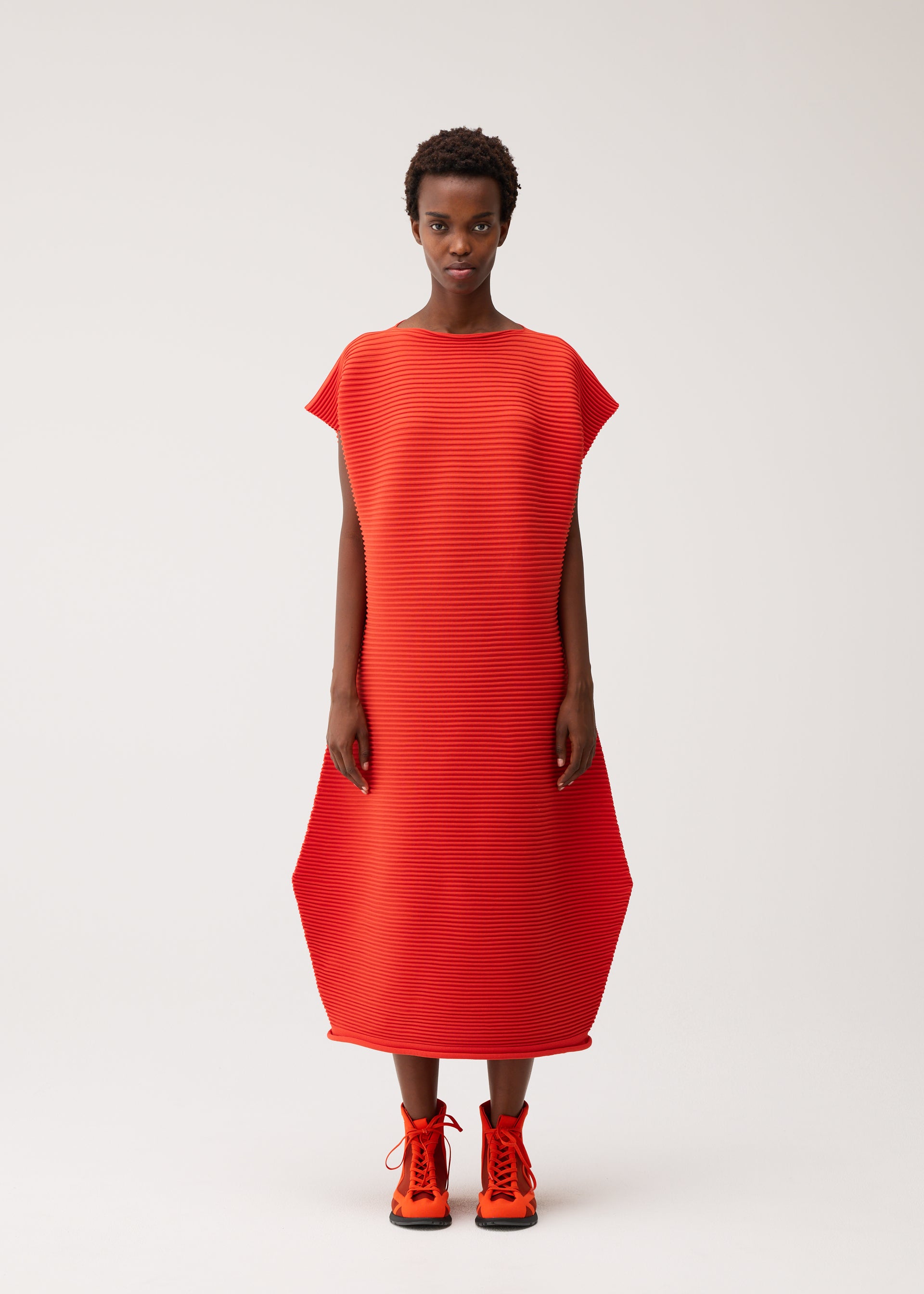 Issey Miyake Zig Zag Knit šaty černá pletené bez švů