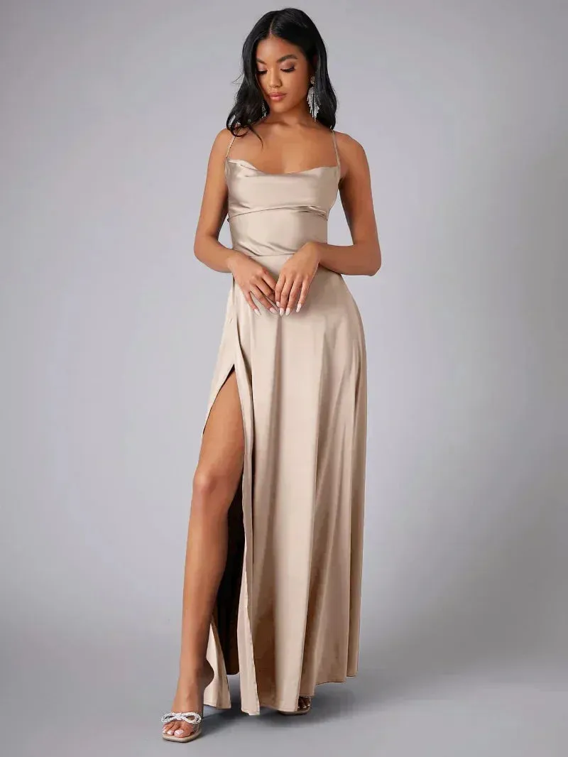 Norielle Bustier dlouhé šaty zelené s rozparkem