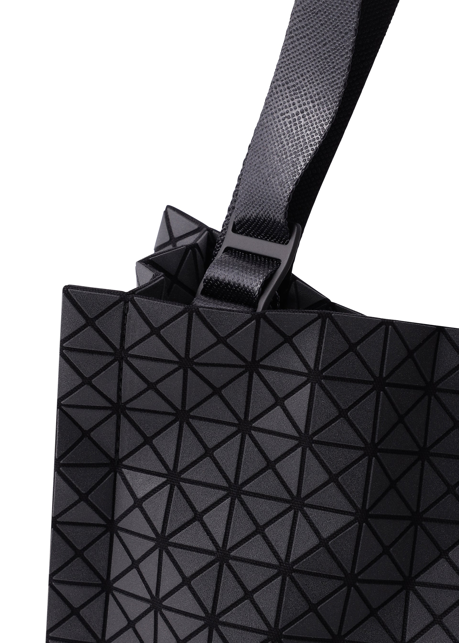 Issey Miyake Cart Mini tote kabelka černá matná