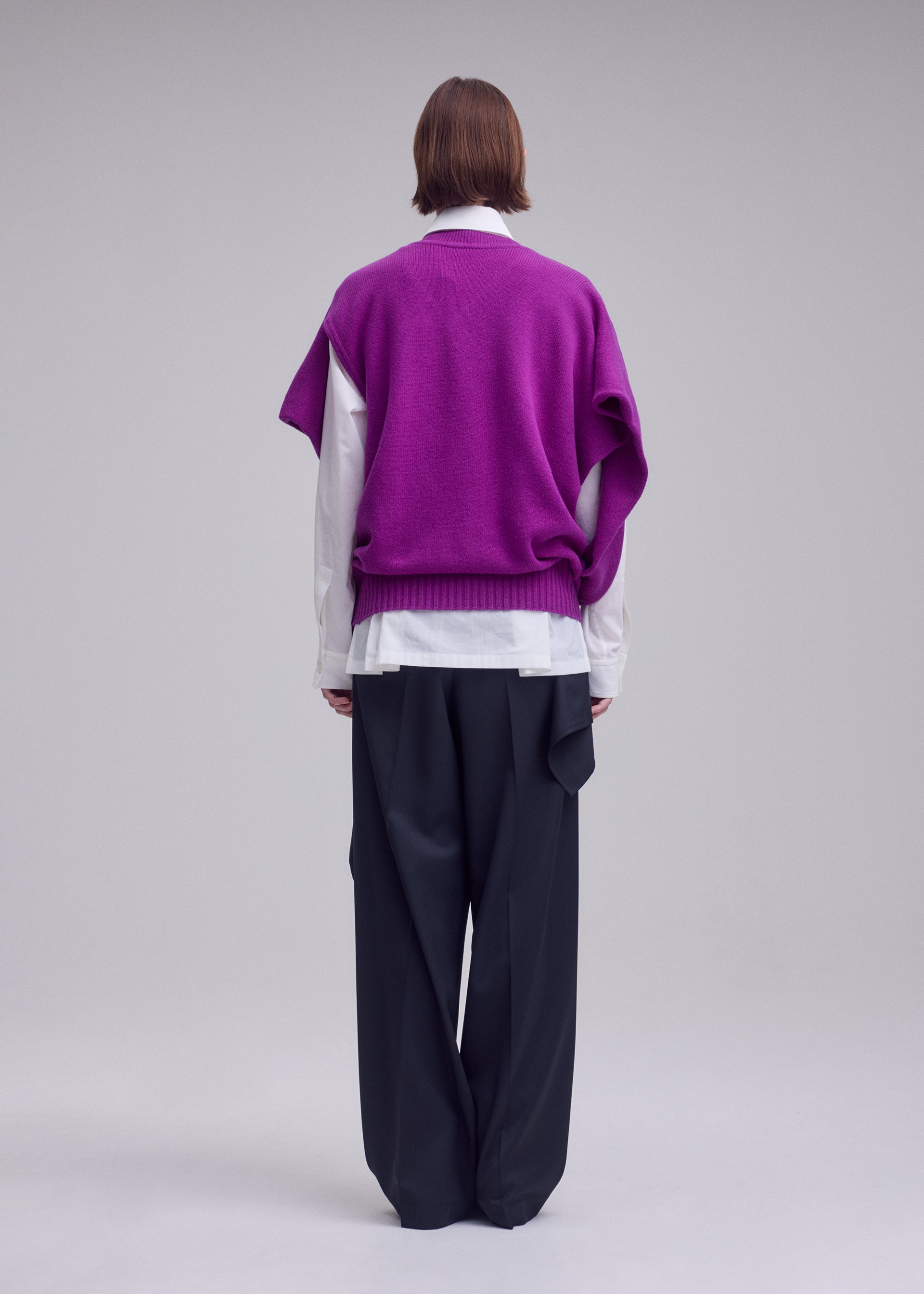 Issey Miyake O Knit vesta černá vlněná