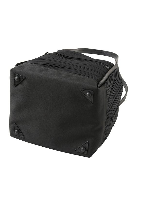 Issey Miyake Pleats Please Bias Pleats Bag kabelka světle šedá