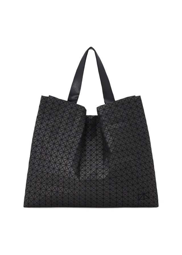 Issey Miyake Cart tote matně černá na notebook