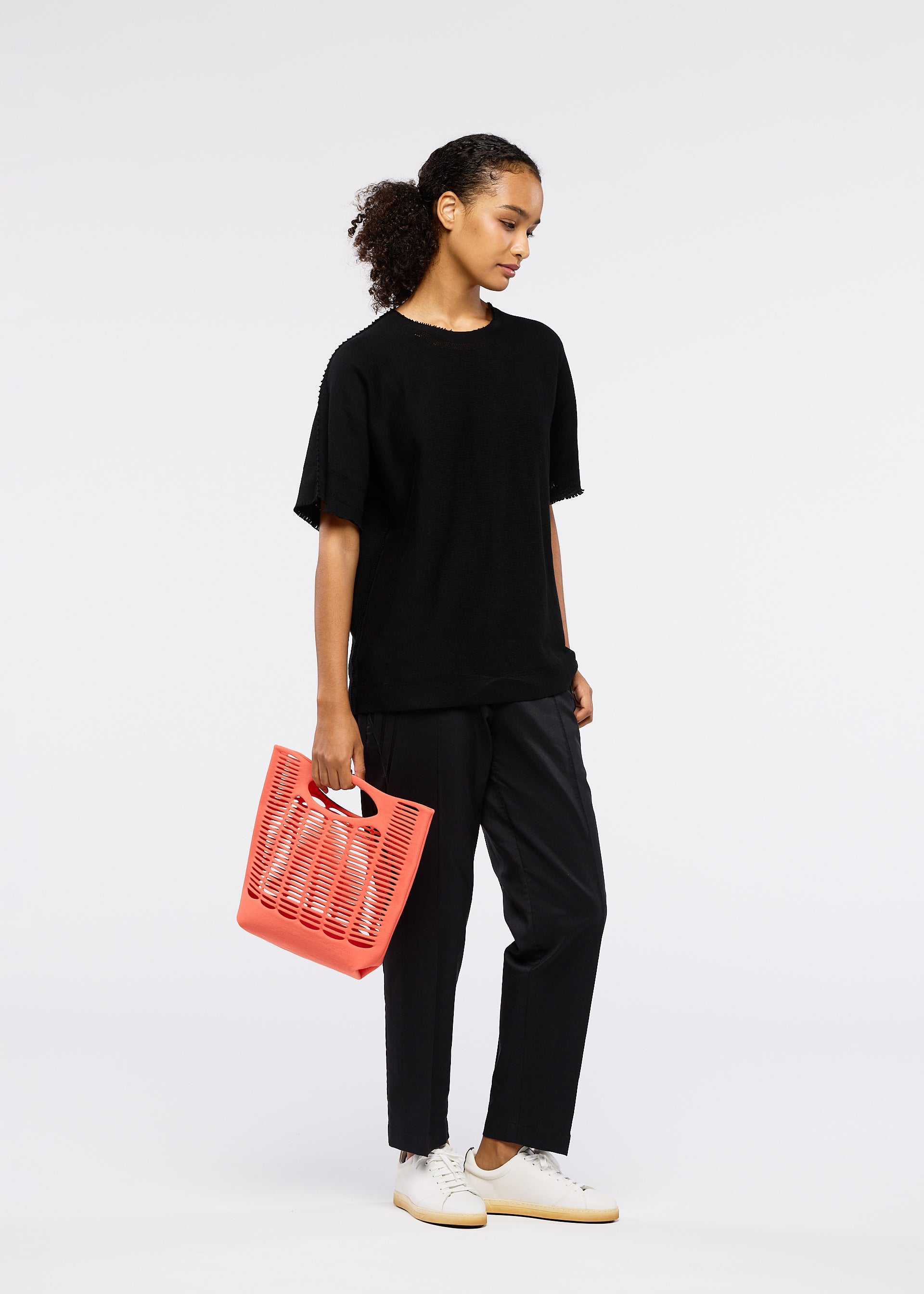 Issey Miyake Mokko S.C. tote Bright Pink pletený
