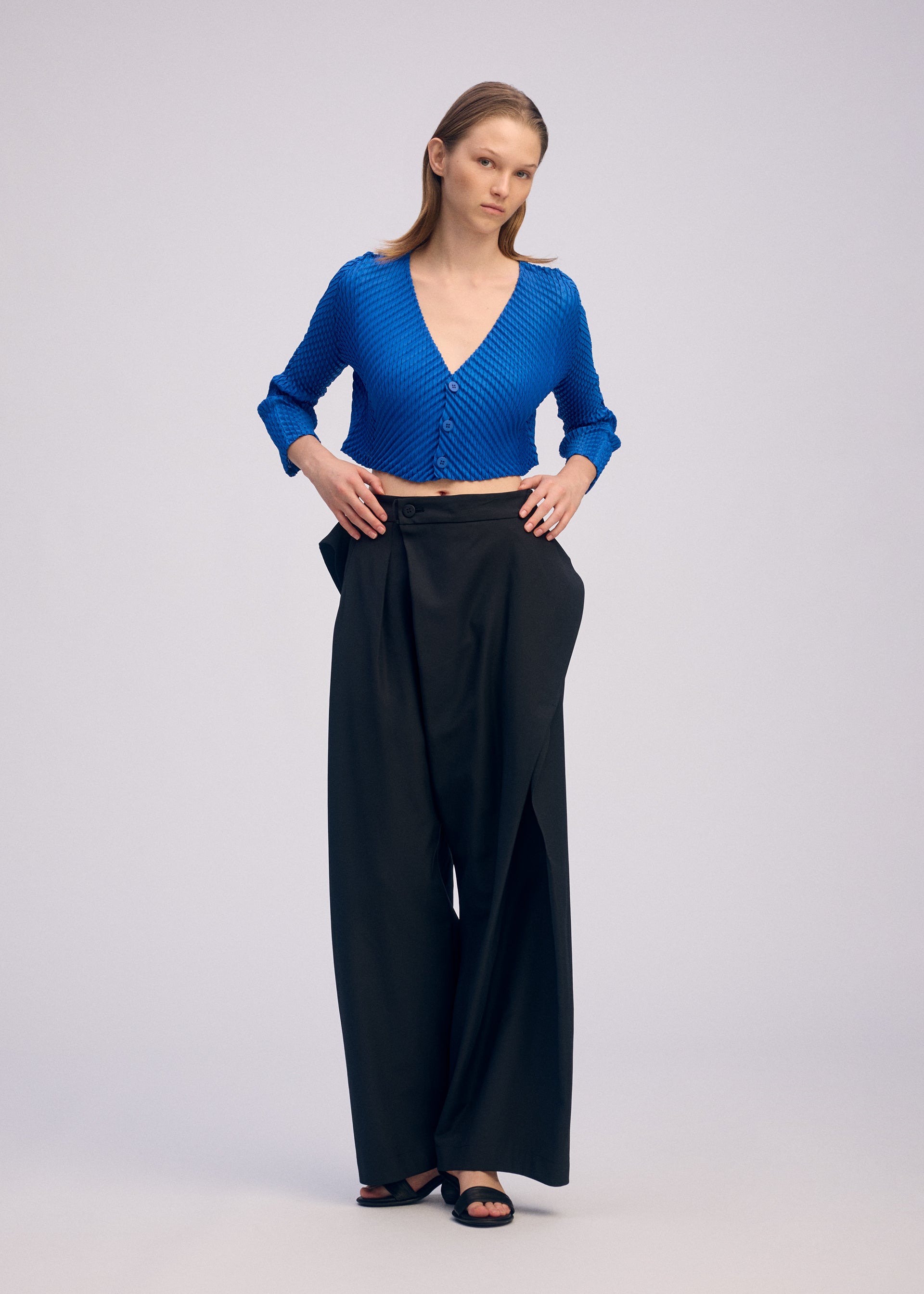 Issey Miyake Restore Blend Pleats IM61FO683 kardigan ruzova 2 recyklovany