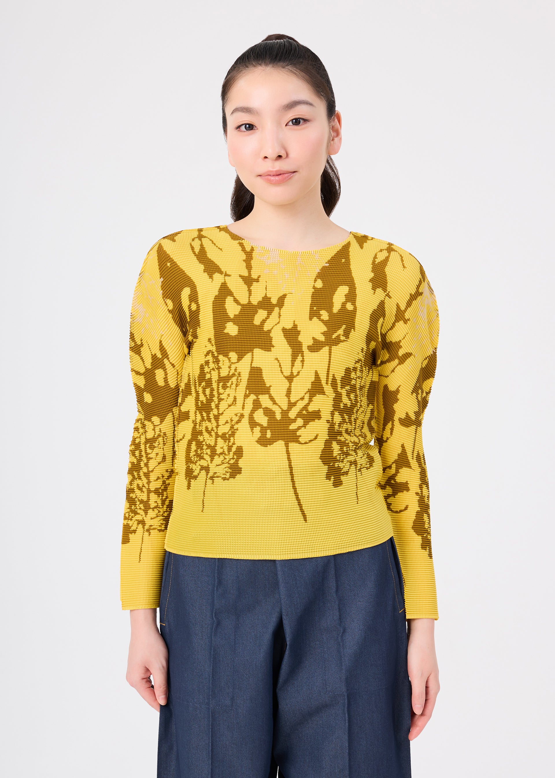 Issey Miyake Leaf strečový top hnědý s potiskem listí
