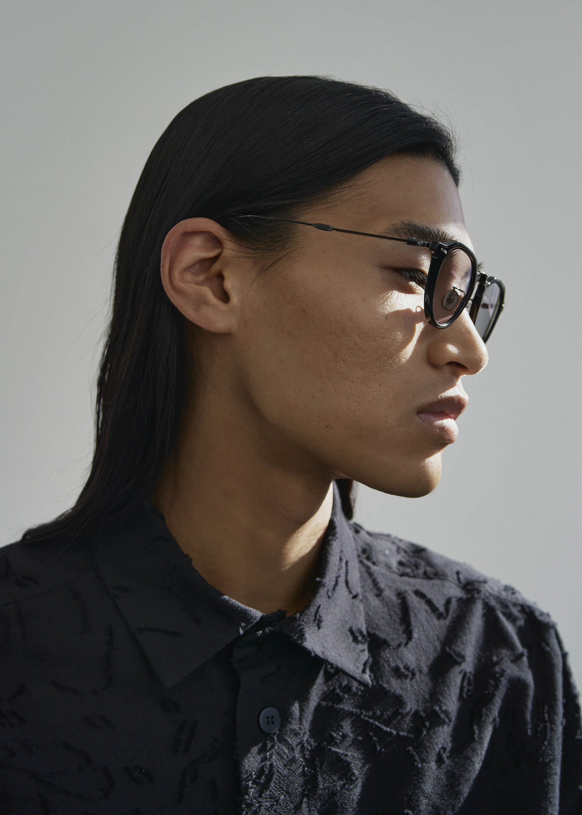 Issey Miyake Eyes Pant VIII brýle černé fotochromatické