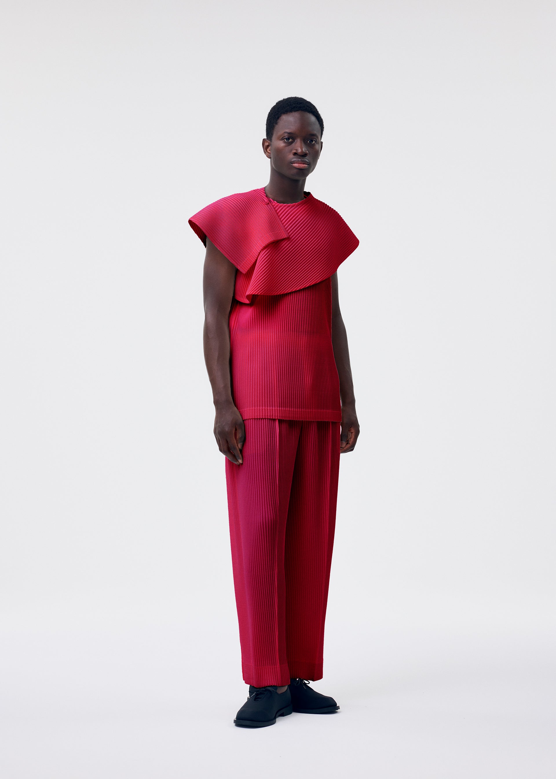 Issey Miyake Monthly Colors January top černý