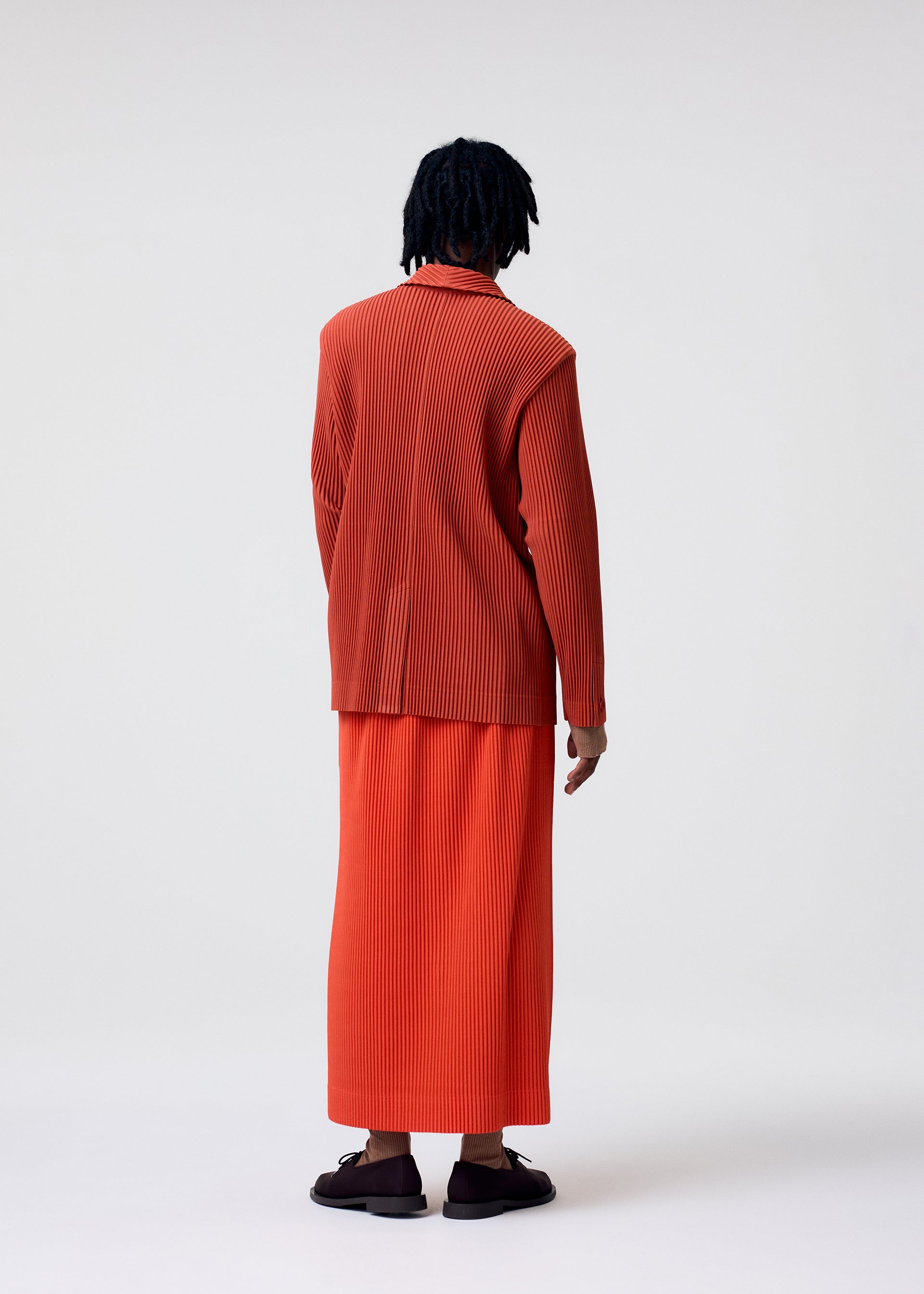 Issey Miyake Tailored Pleats 3 HP61620 sako černé 2 plisé
