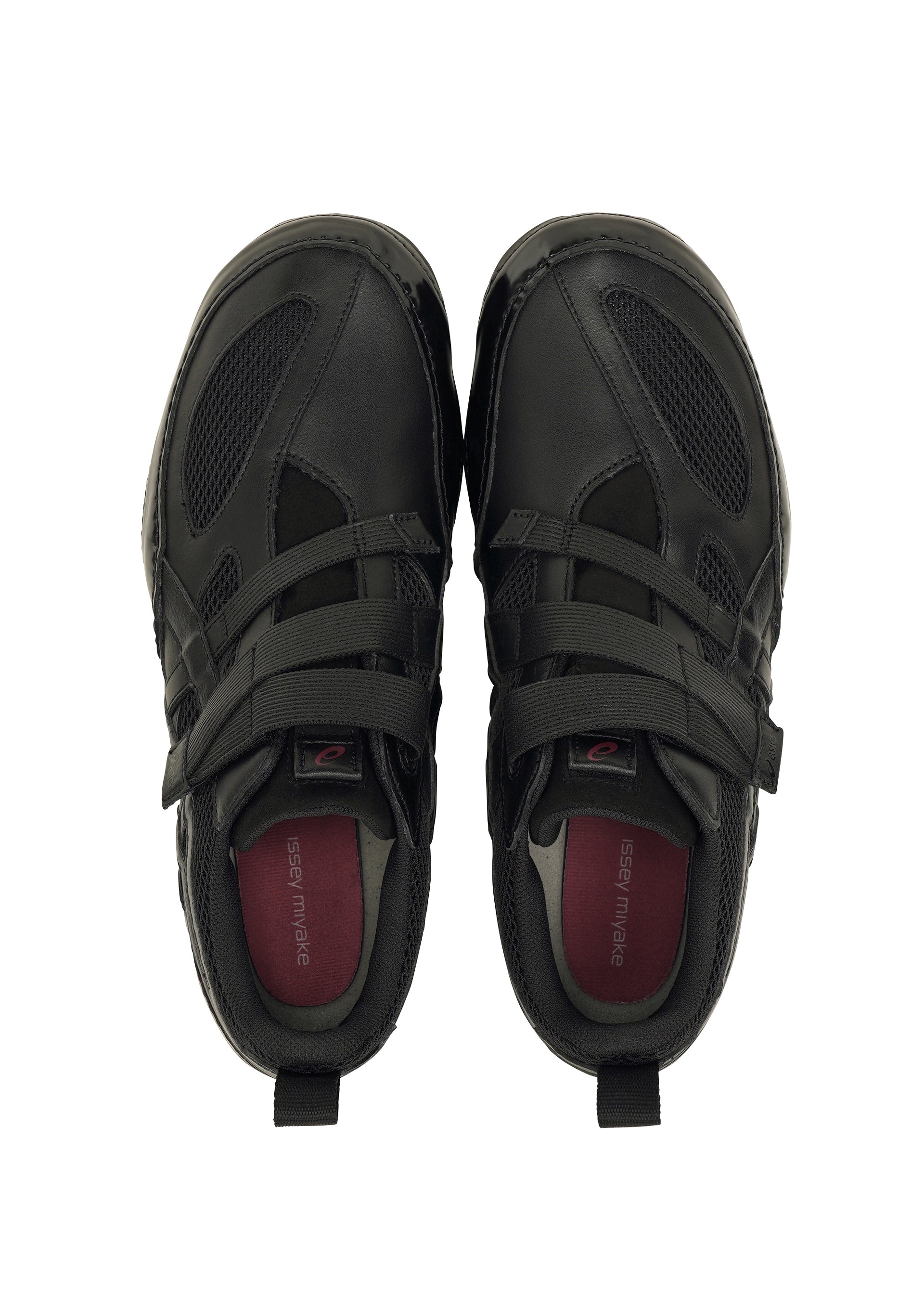 Issey Miyake Foot Hyper Taping tenisky black