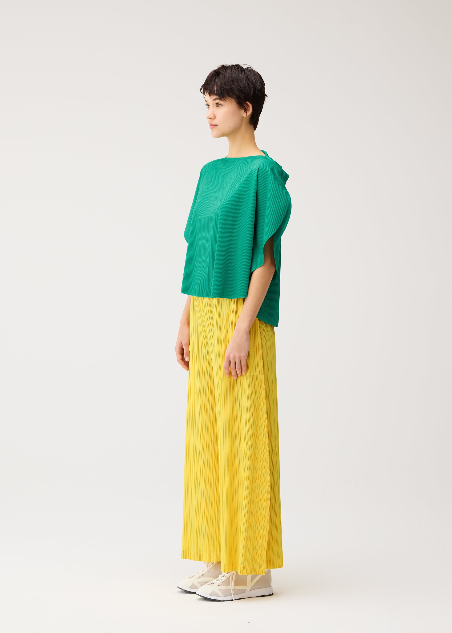 PLEATS PLEASE THICKER BOTTOMS 1 kalhoty černé