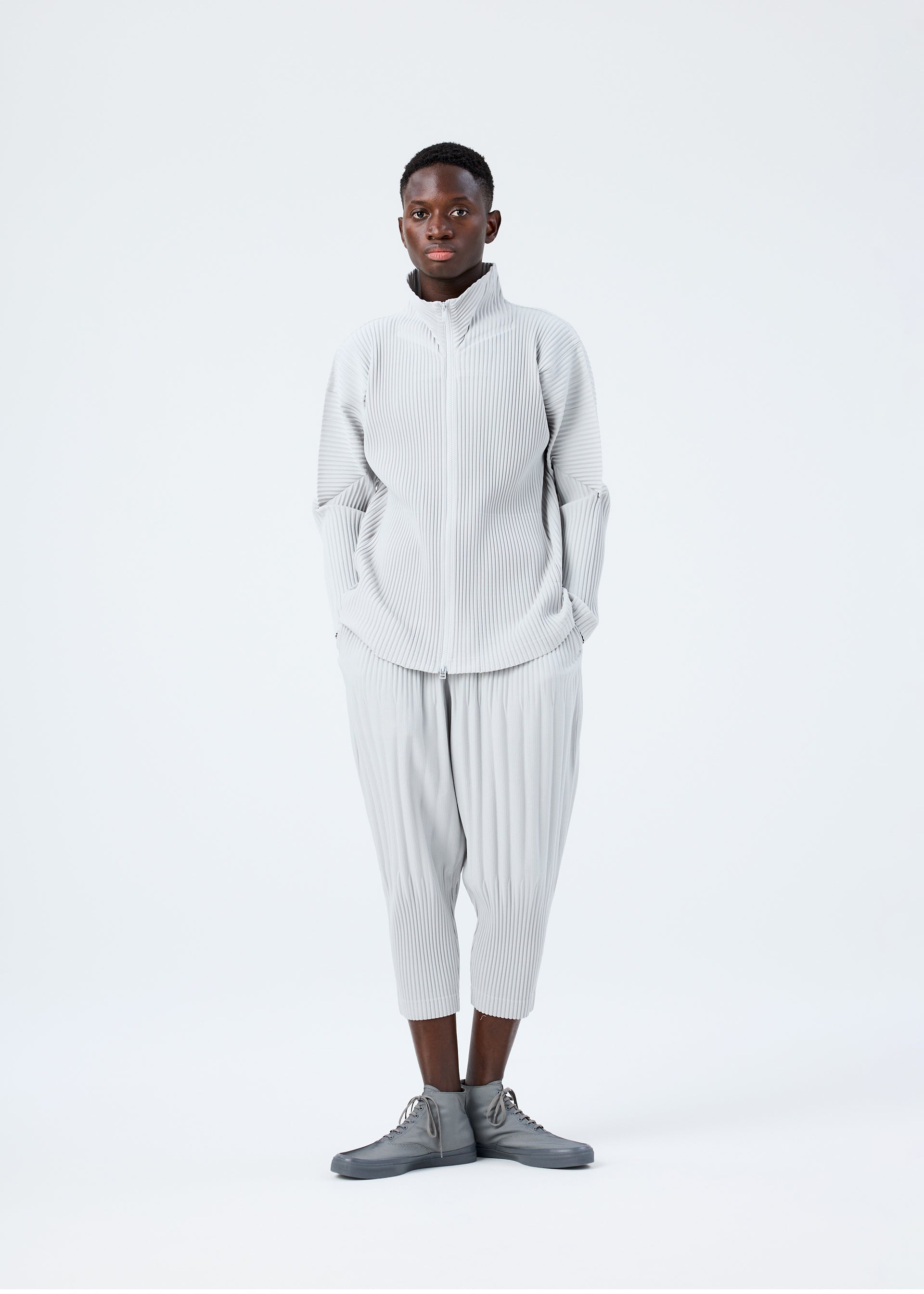 Issey Miyake BASICS mikina na zip černá polyester