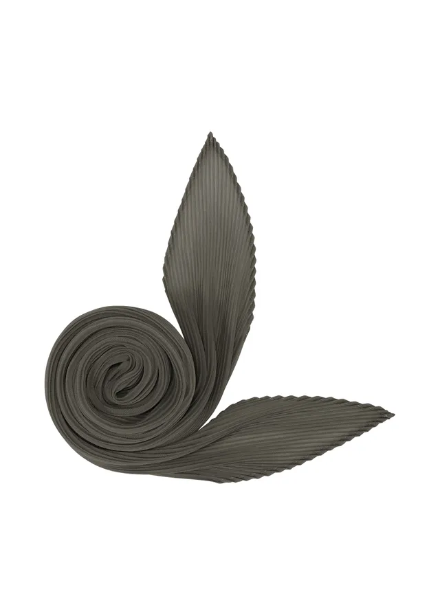 Issey Miyake Monthly Scarf August šátek světle modrý koso