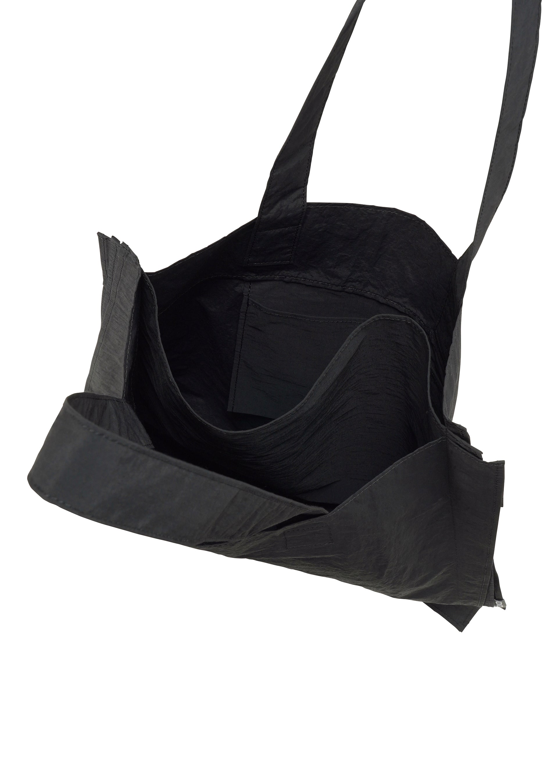 Issey Miyake Irogami Black tote kabelka černá