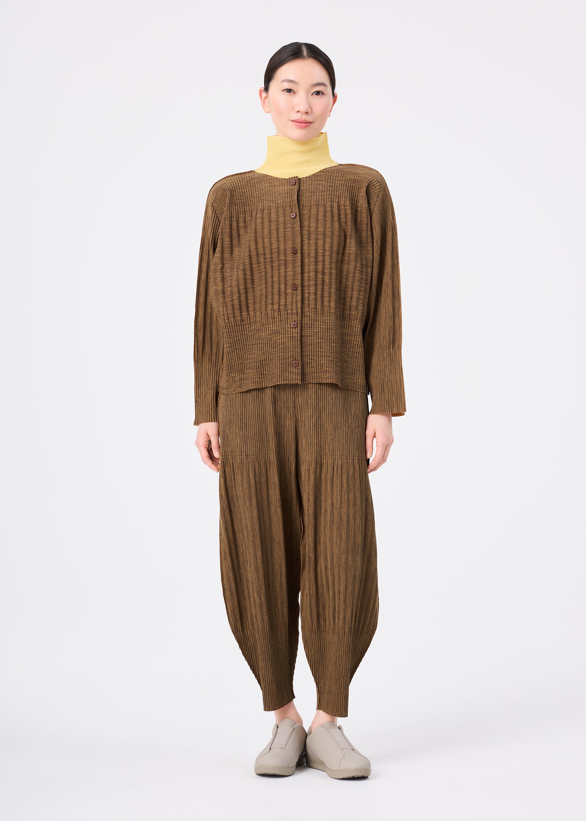Issey Miyake Mix Fine Knit Pleats kalhoty taupe