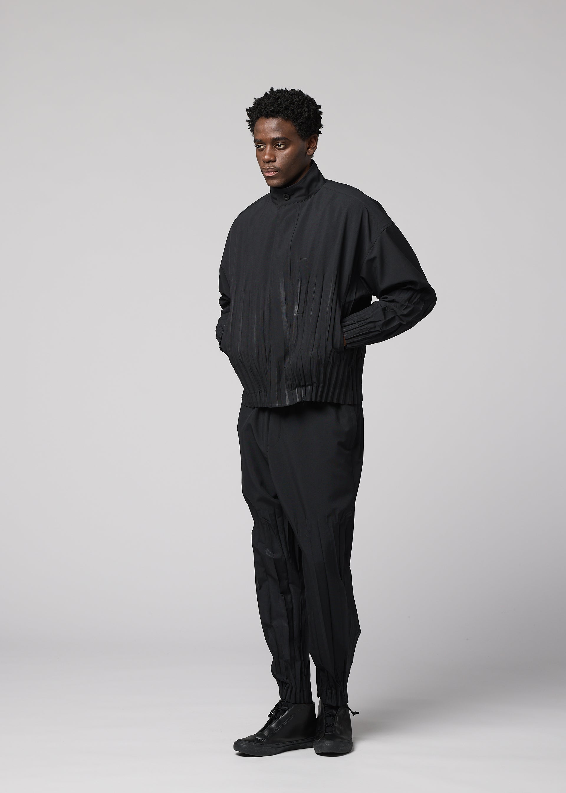 Issey Miyake Wa..ft Black kalhoty černé vel. 2