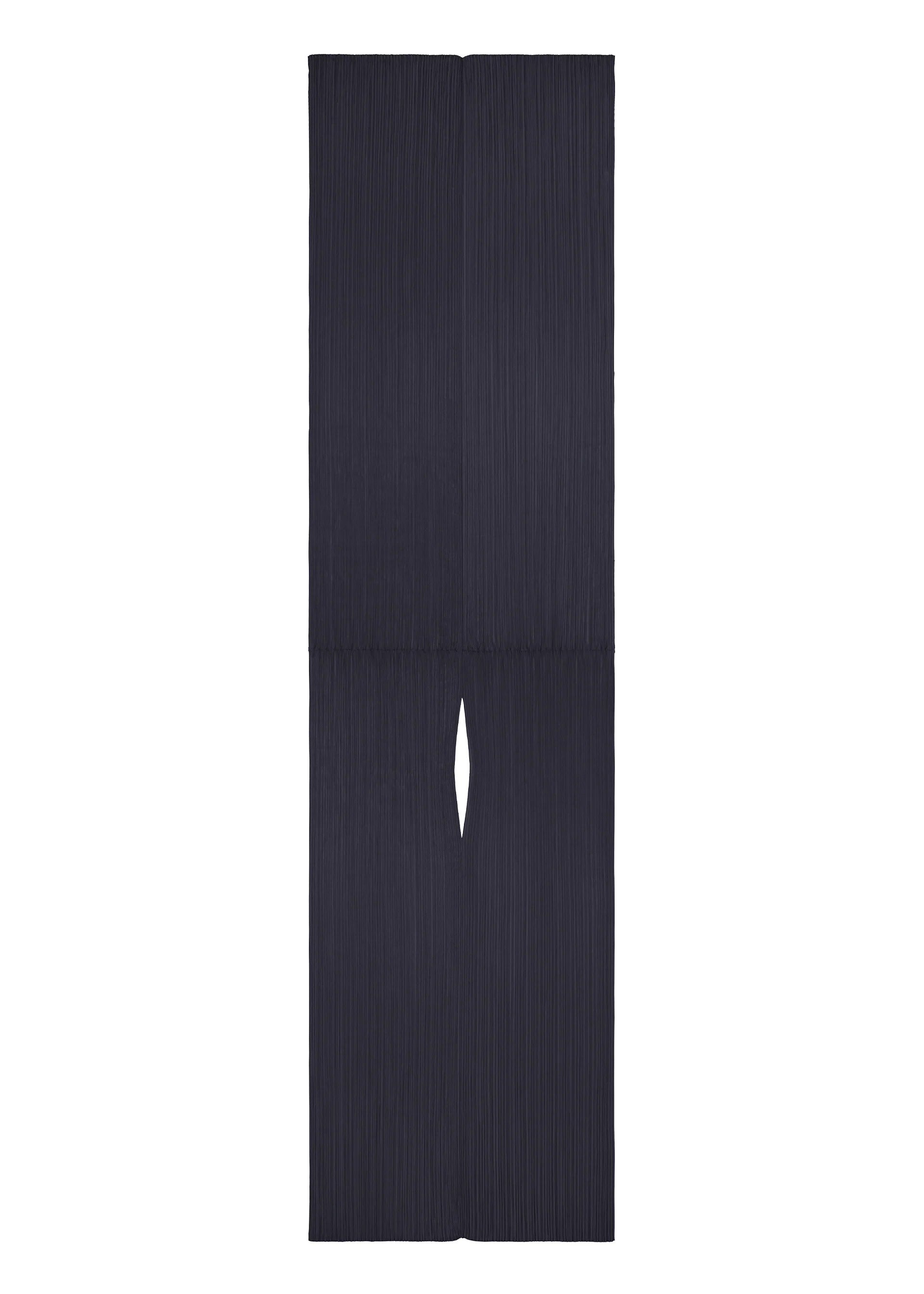 Pleats Please Issey Miyake Colorful Madame-T štóla karmín