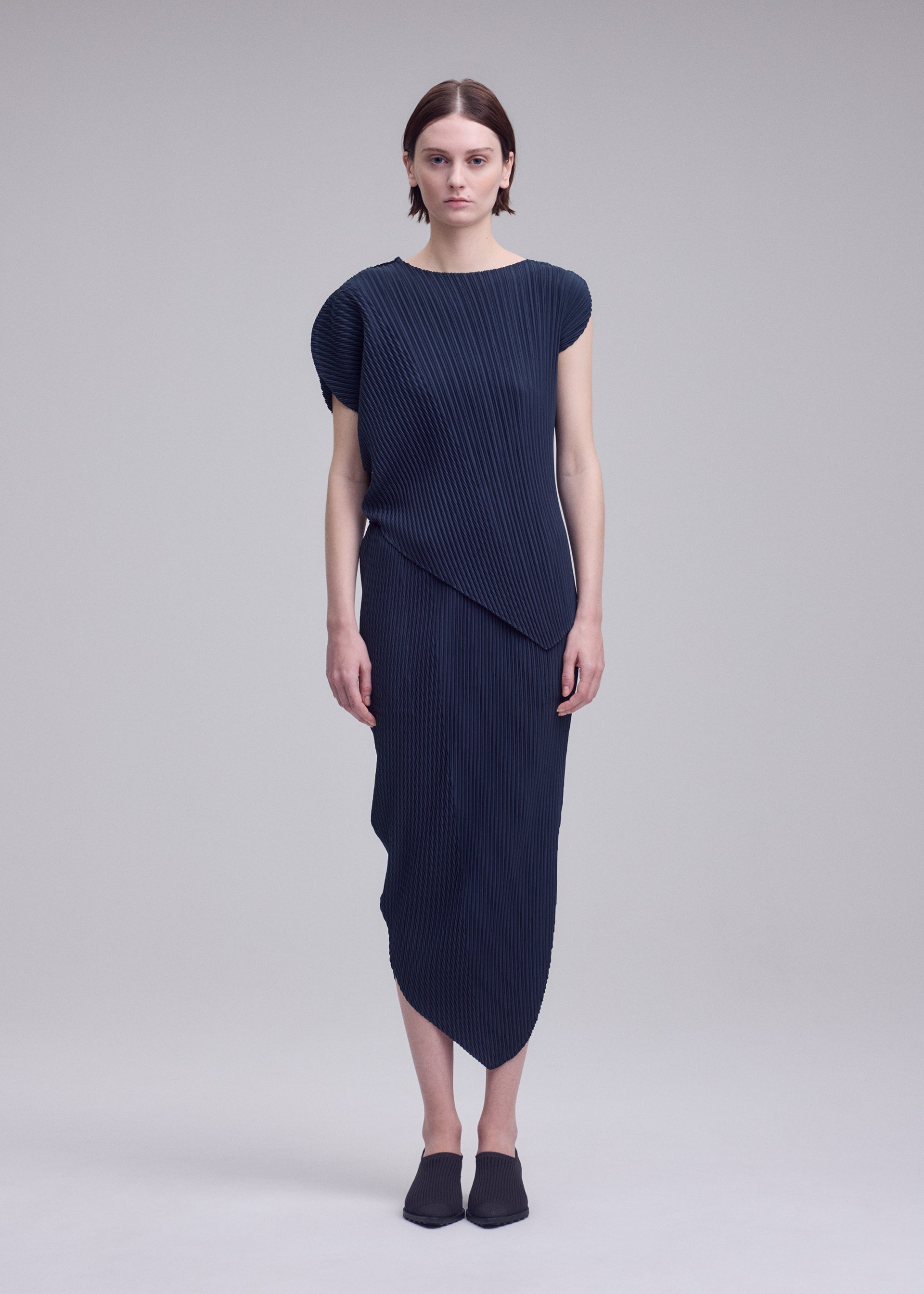 Issey Miyake Leaf Pleats top off-white vel. 2 plisé