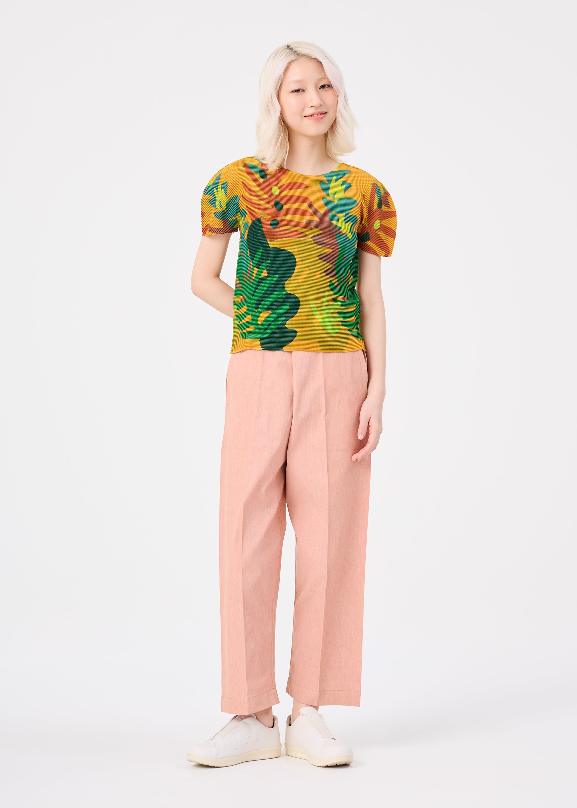 Issey Miyake Jungle top oranžový plisovaný s krátkým rukávem