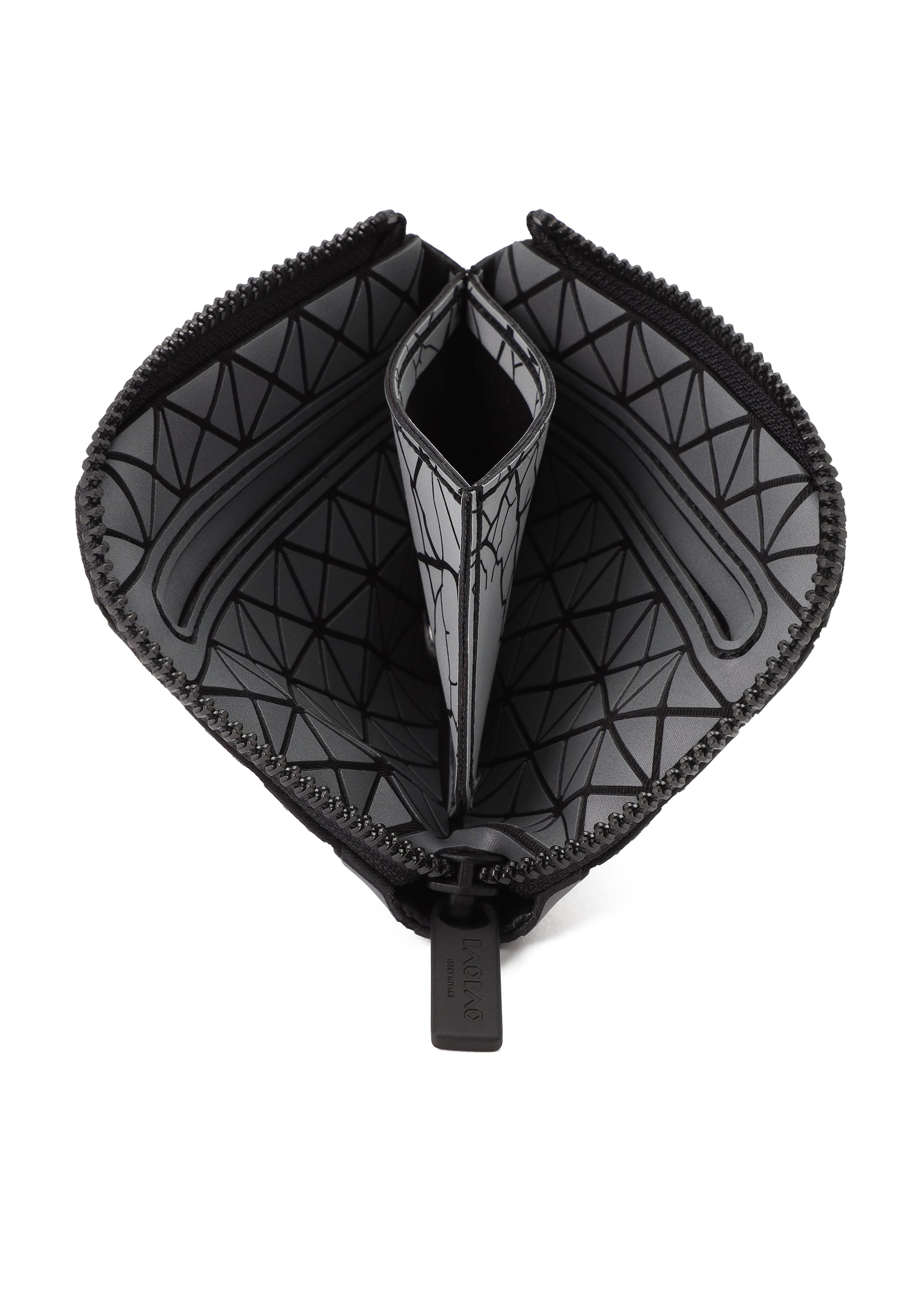 Issey Miyake Clam Wallet Autobahn peněženka šedá