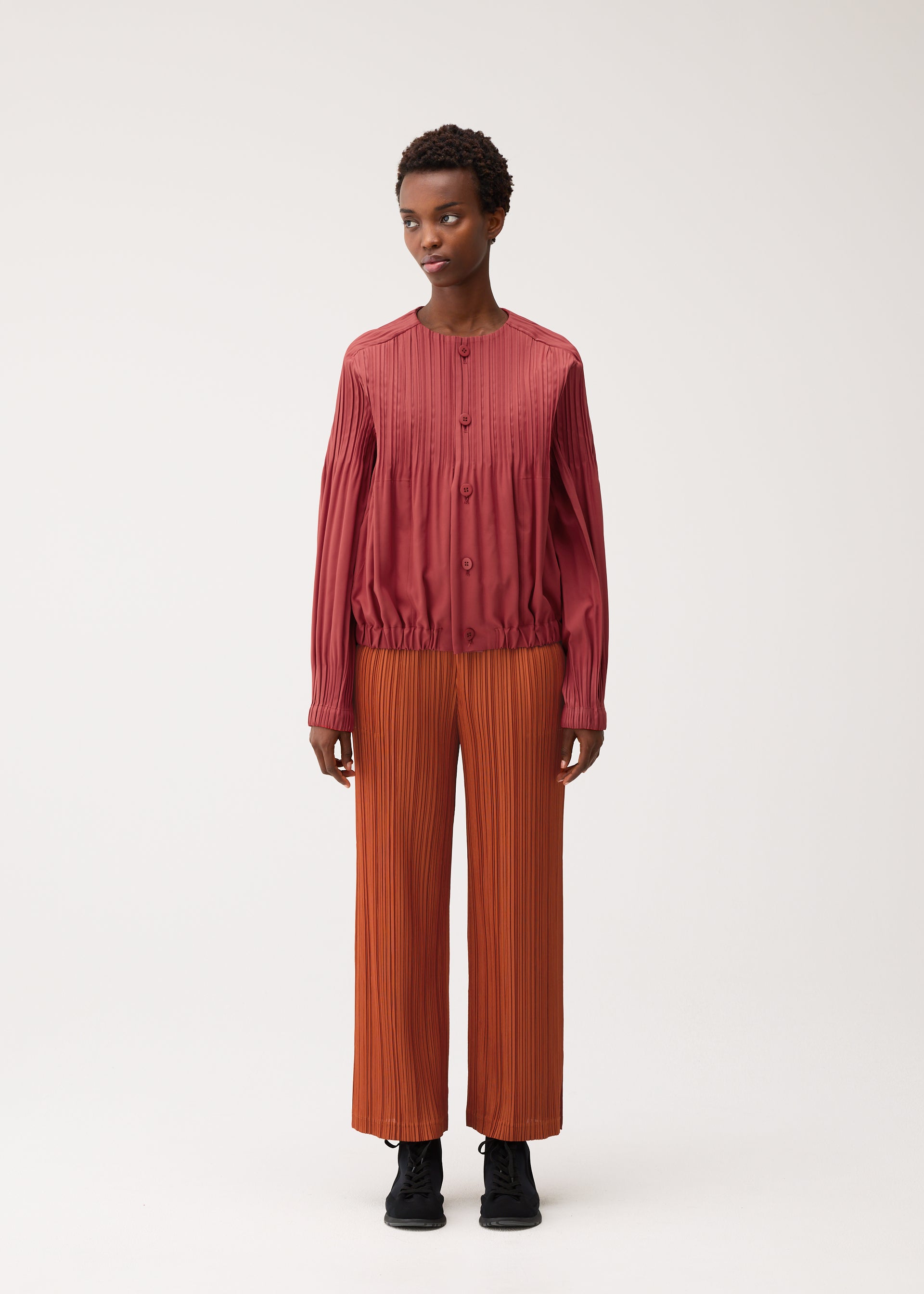 Issey Miyake Pleats Please Smooth Coat kabát černý vel. 3