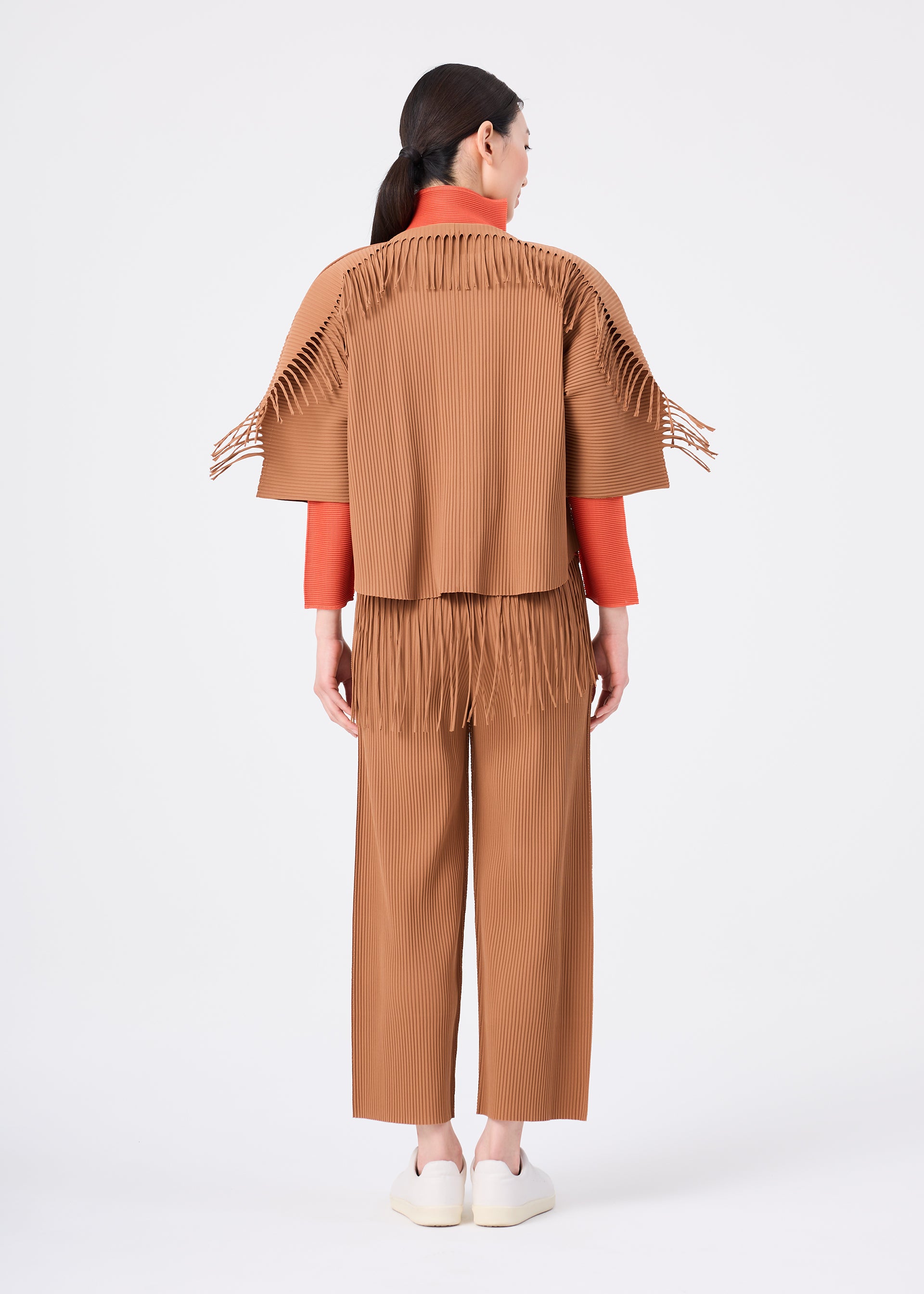 Issey Miyake Leaf Pleats MI64KF527 kalhoty černé plisé