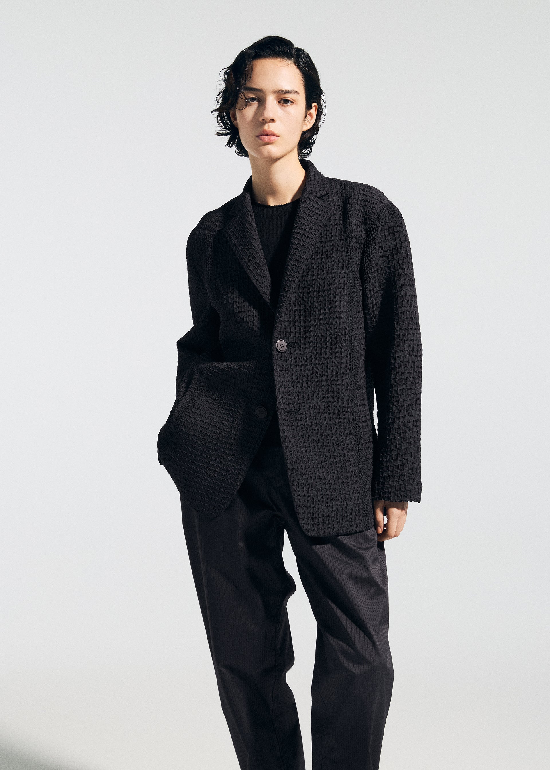 Issey Miyake Type-O 014 sako černé strečové