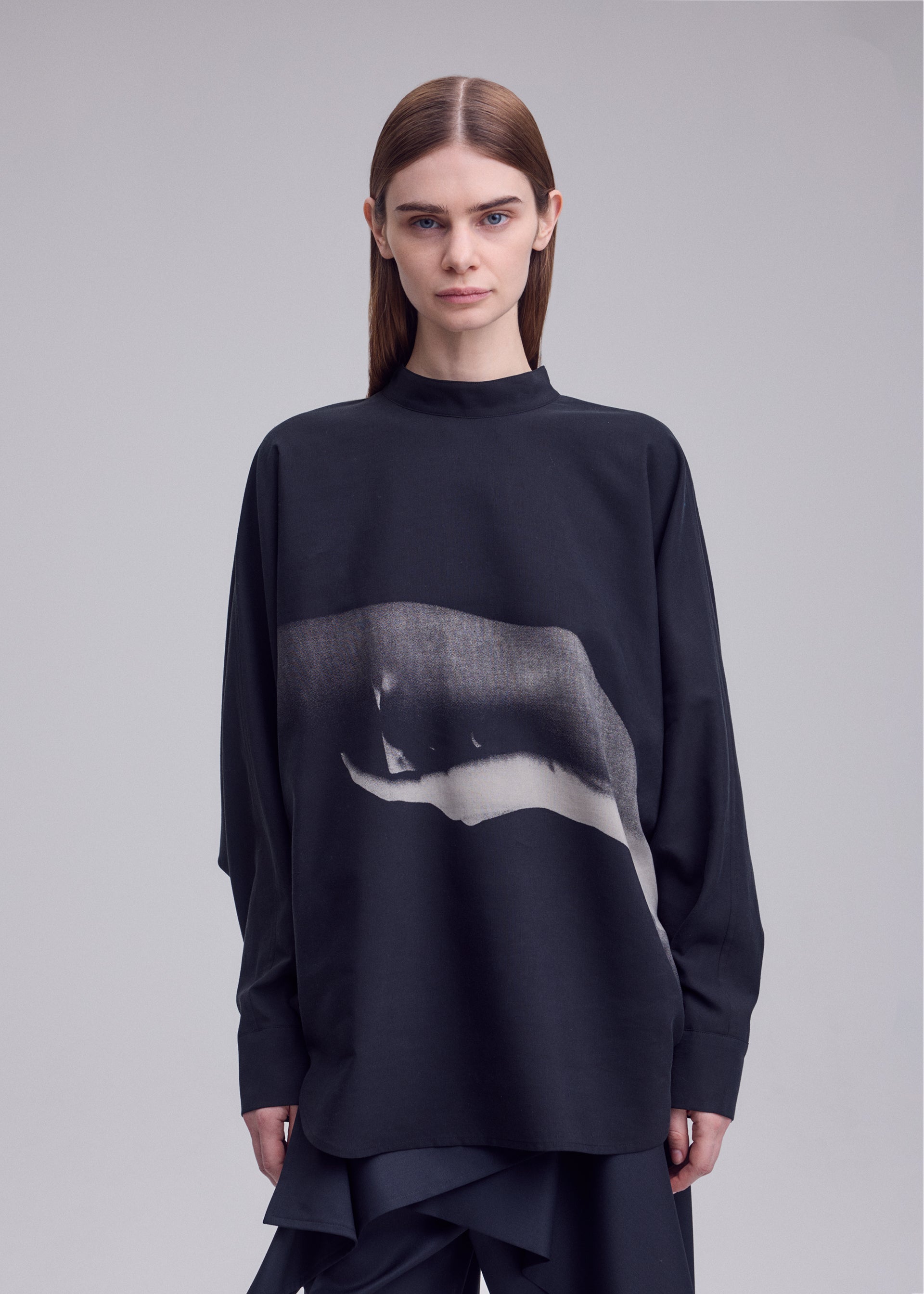 Issey Miyake Hands of Lover top s dlouhým rukávem černá vel. 2