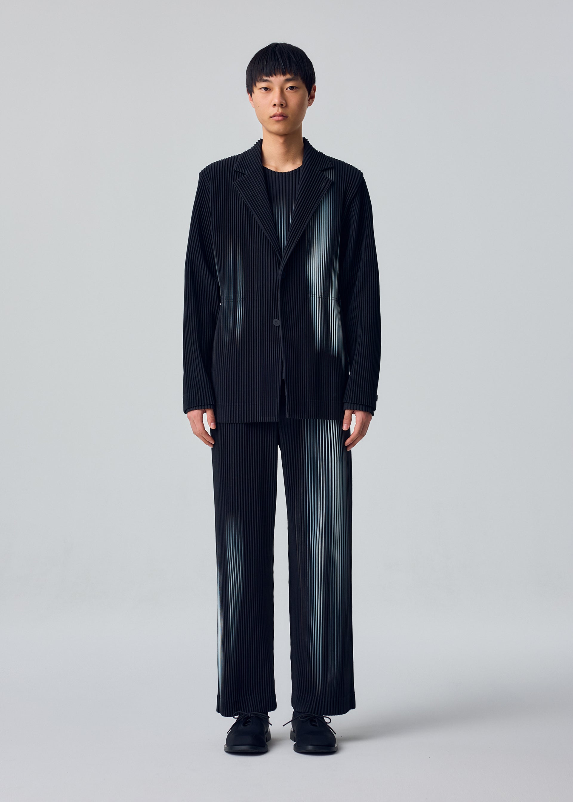 Issey Miyake In The Shadow HP63JD240 sako shadow black