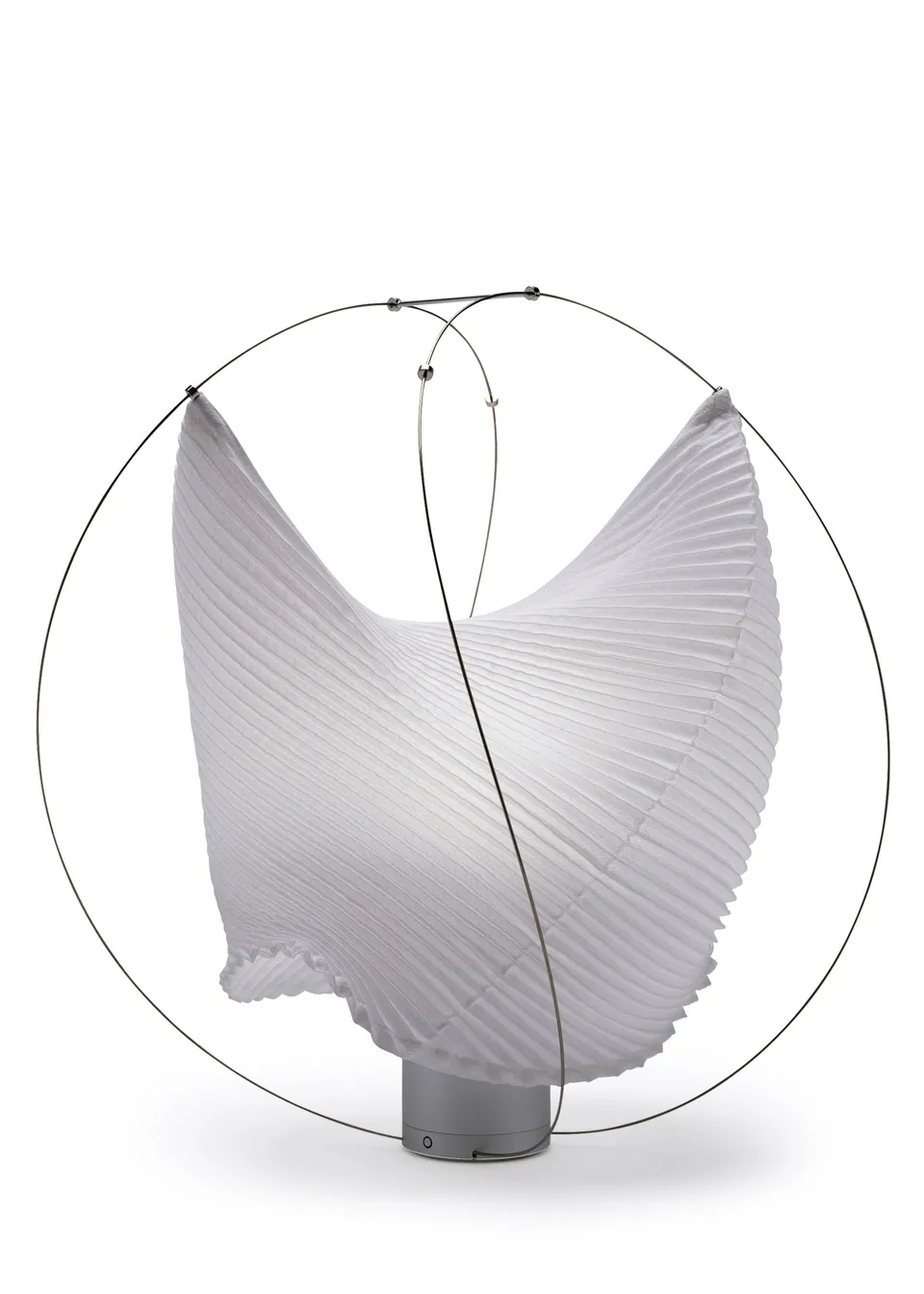 Issey Miyake Type-XIII Atelier Oi O Series lampa bílá