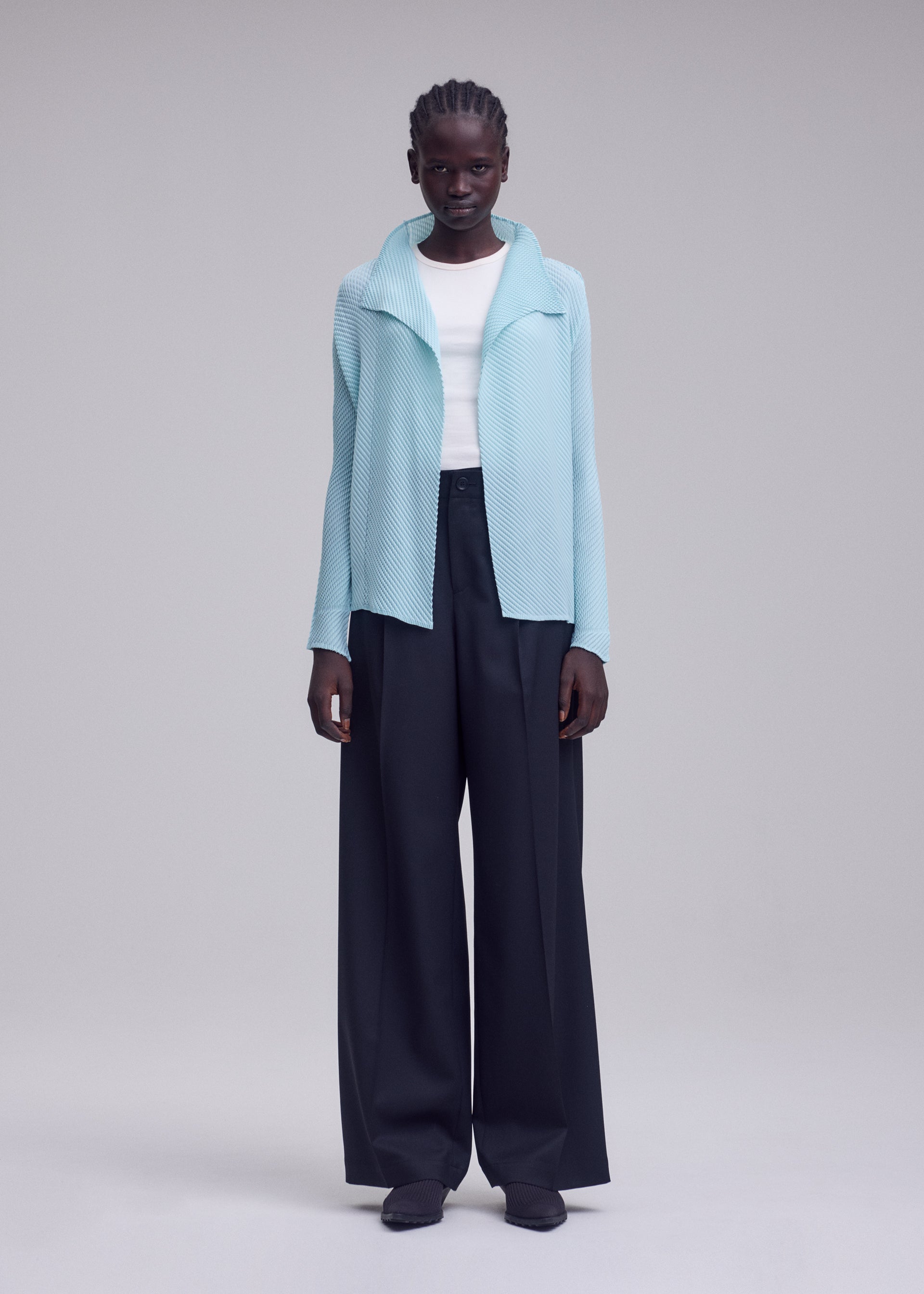 Issey Miyake Misty Pleats IM63FJ143 kardigan černý vel. 2 splývavý