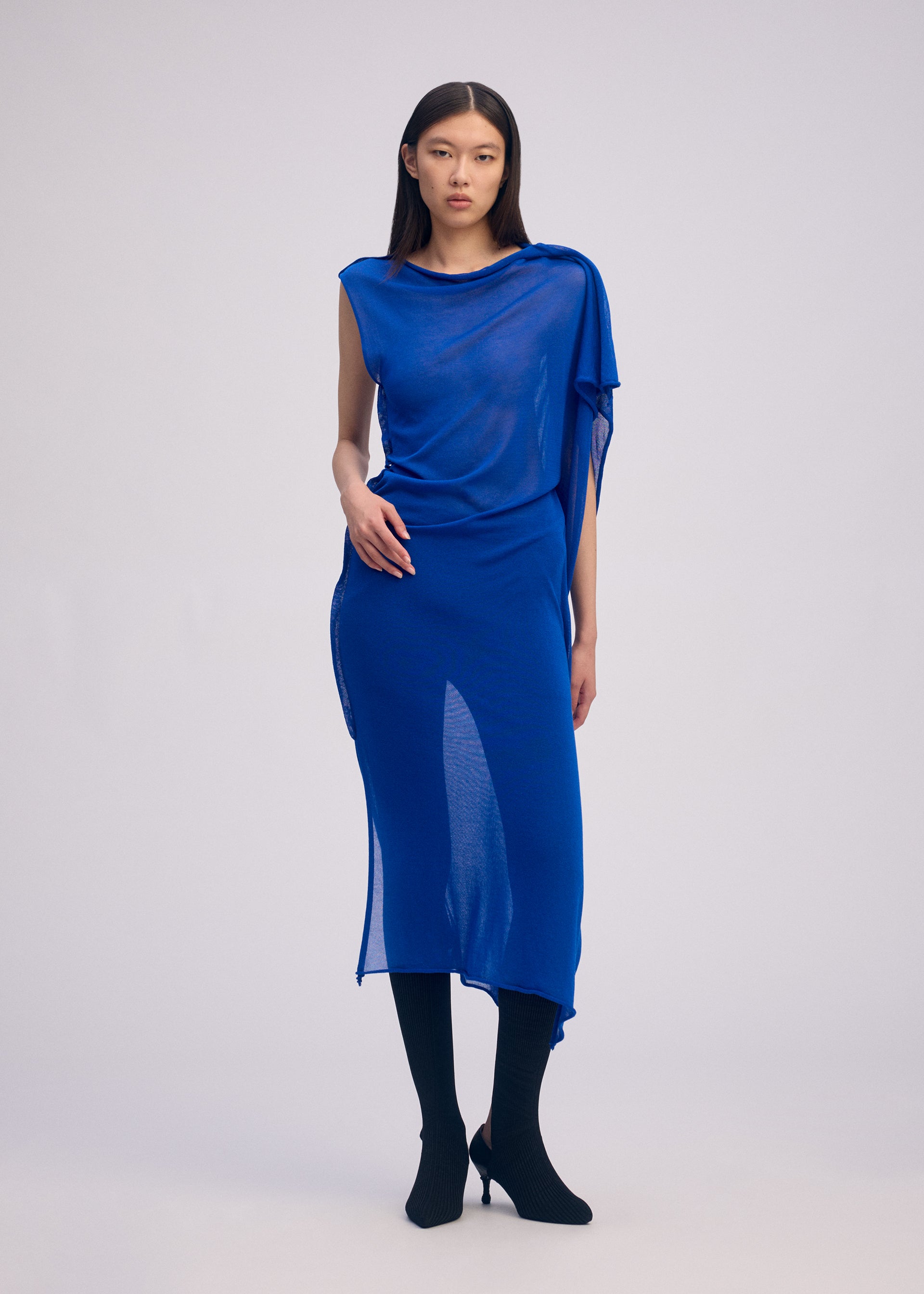 Issey Miyake Concealed Knit šaty black s drapérií