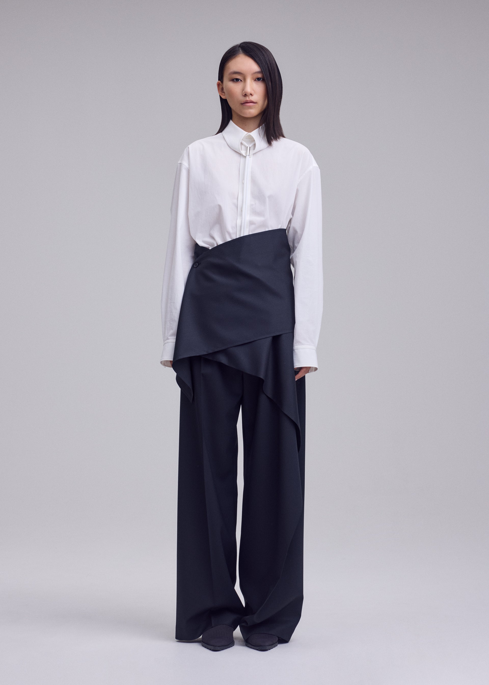 Issey Miyake Lustrous Wool vlněné kalhoty gray