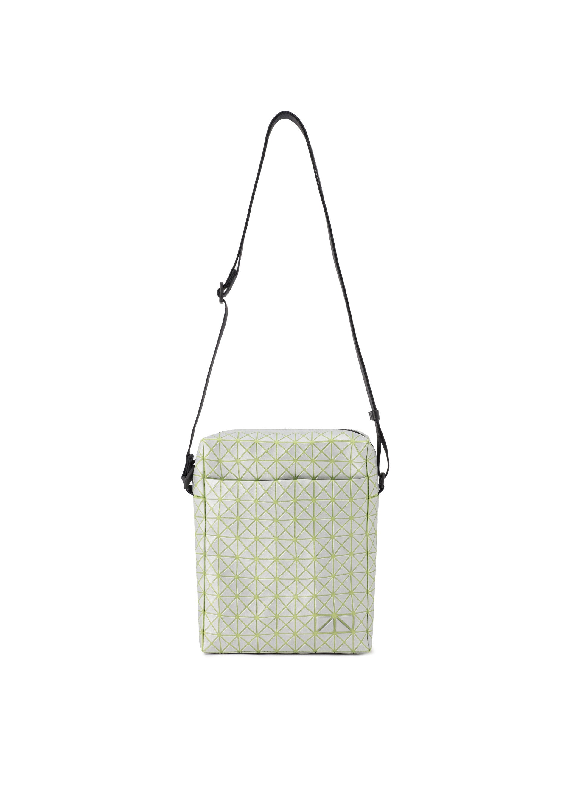 Issey Miyake Voyager Reflector crossbody kabelka černá