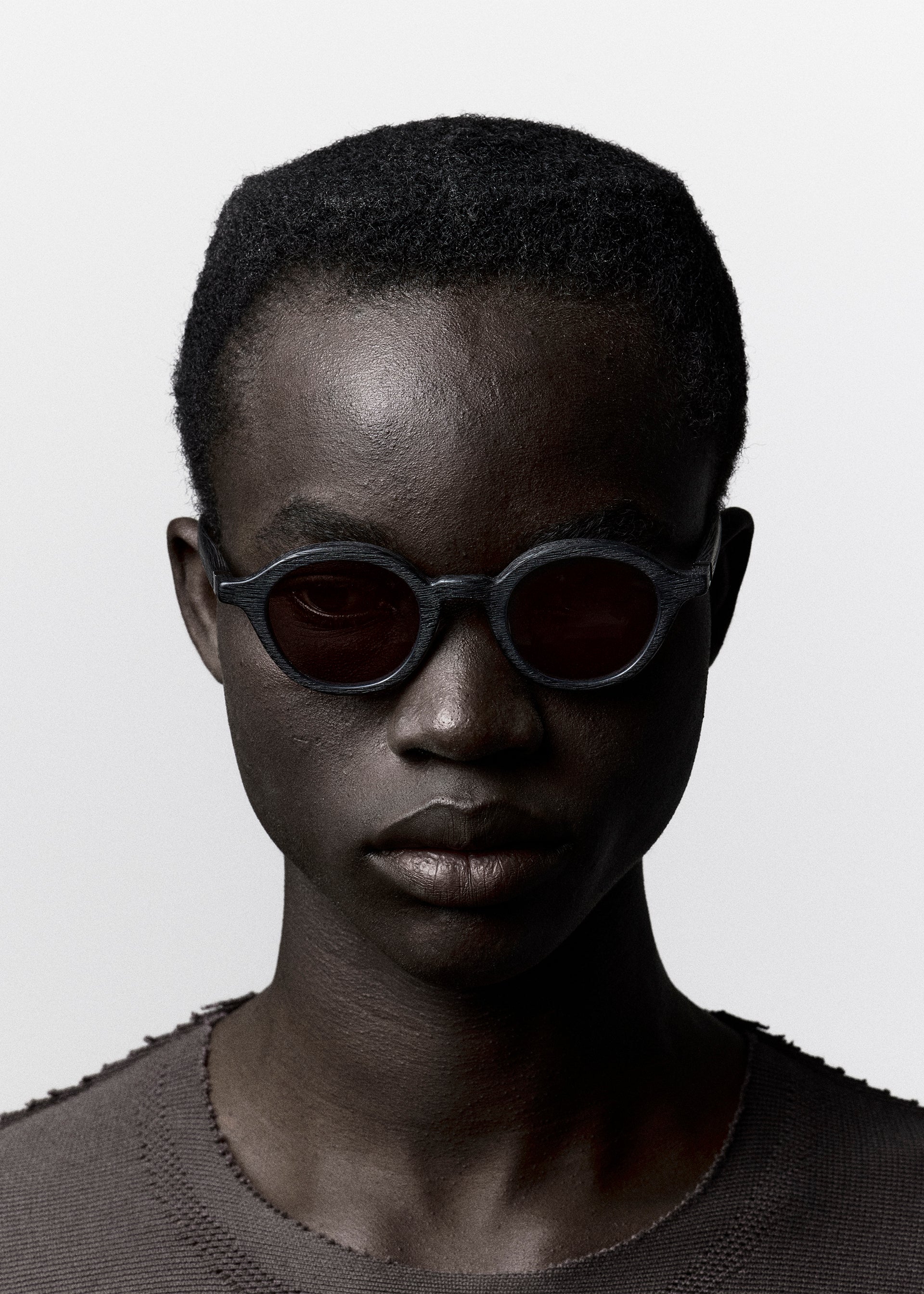 Issey Miyake Eyes Wood-Round sluneční brýle dřevěný efekt