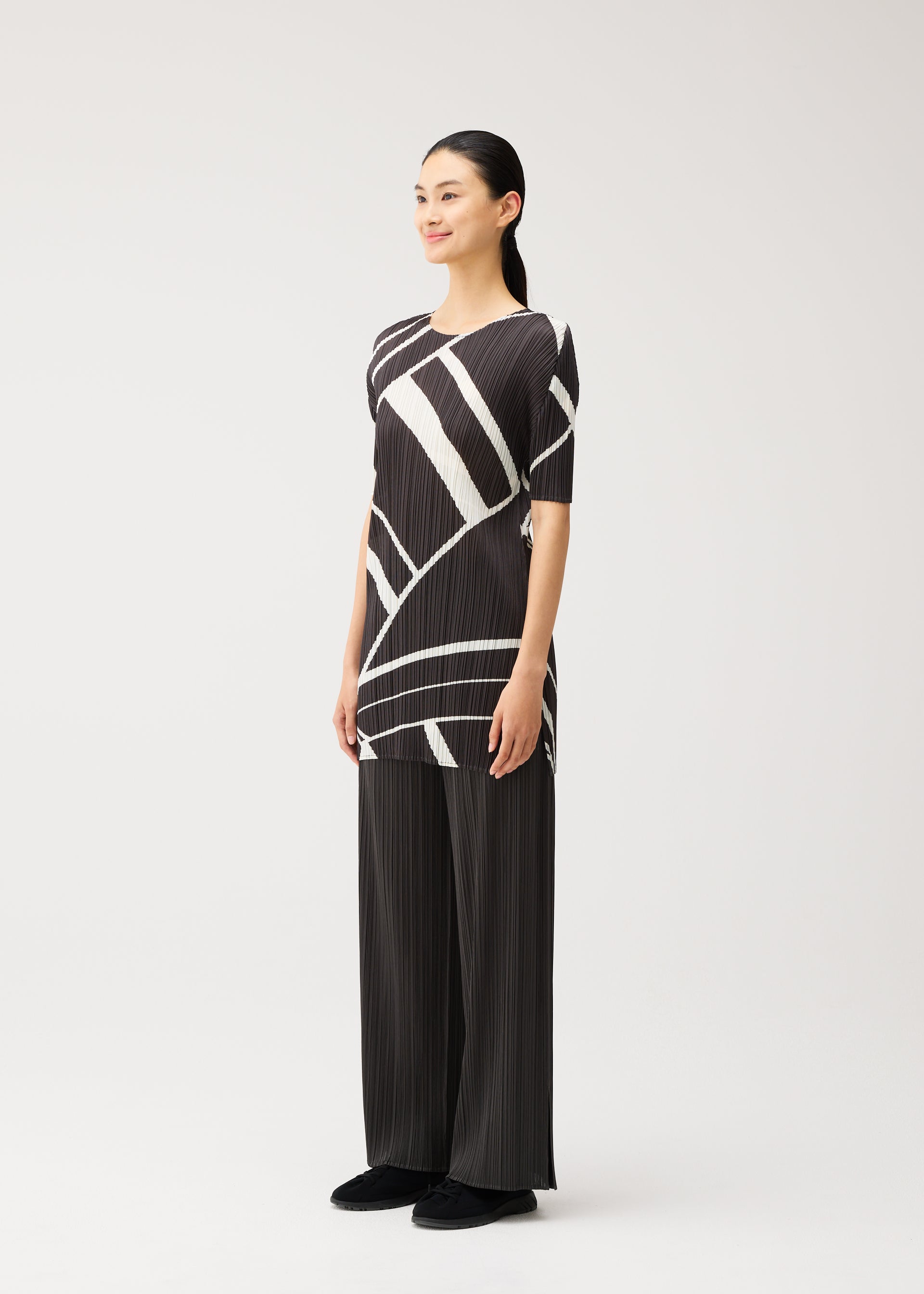 Issey Miyake Fold Line tunika off white vel. 3 linková