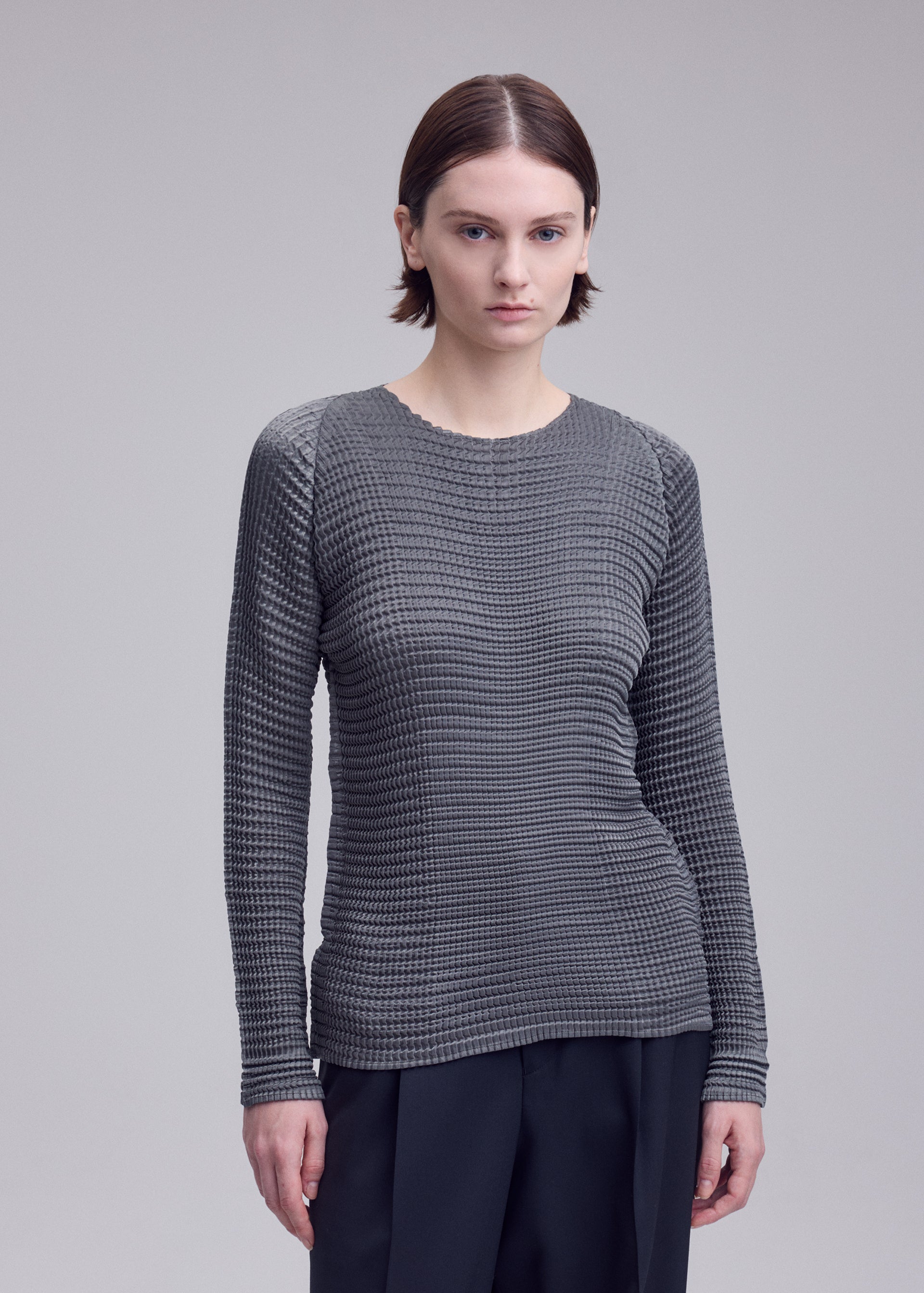 Issey Miyake Suede Like Pleats triko černá, vel. 2