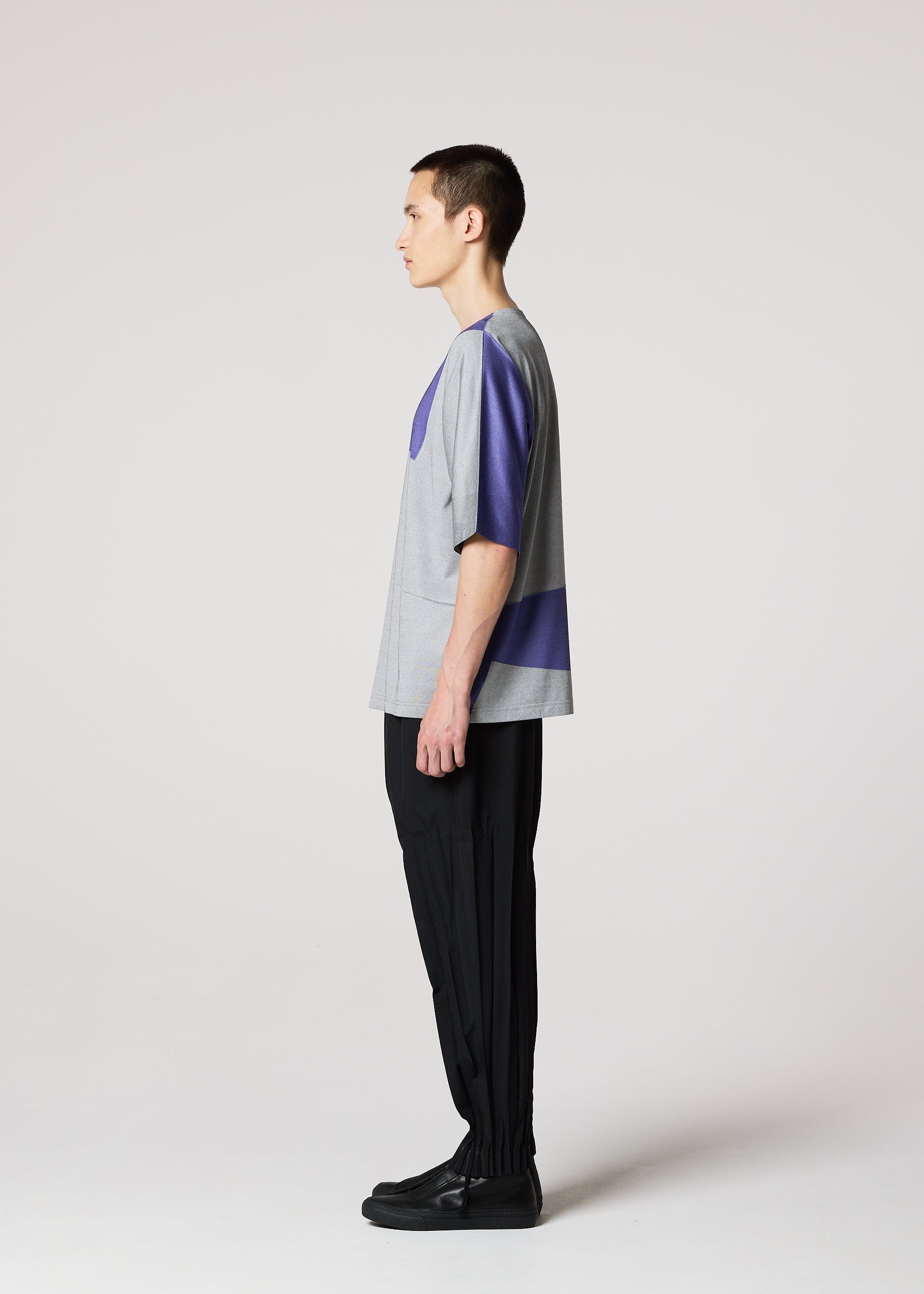 Issey Miyake Geometry Plating pánské tričko černé 3