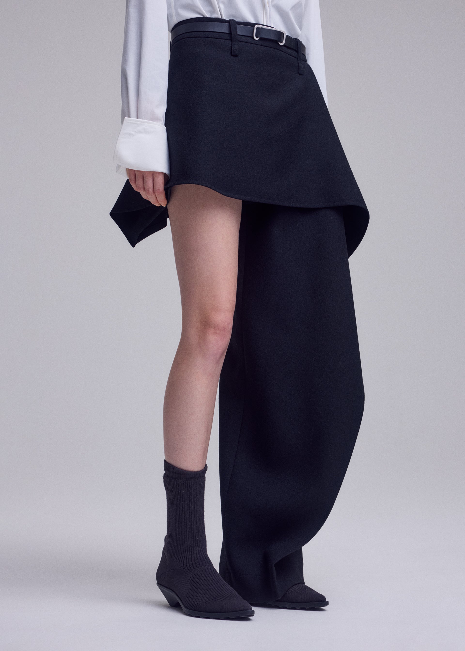 Issey Miyake Calligraph kalhoty černé vlněné dámské