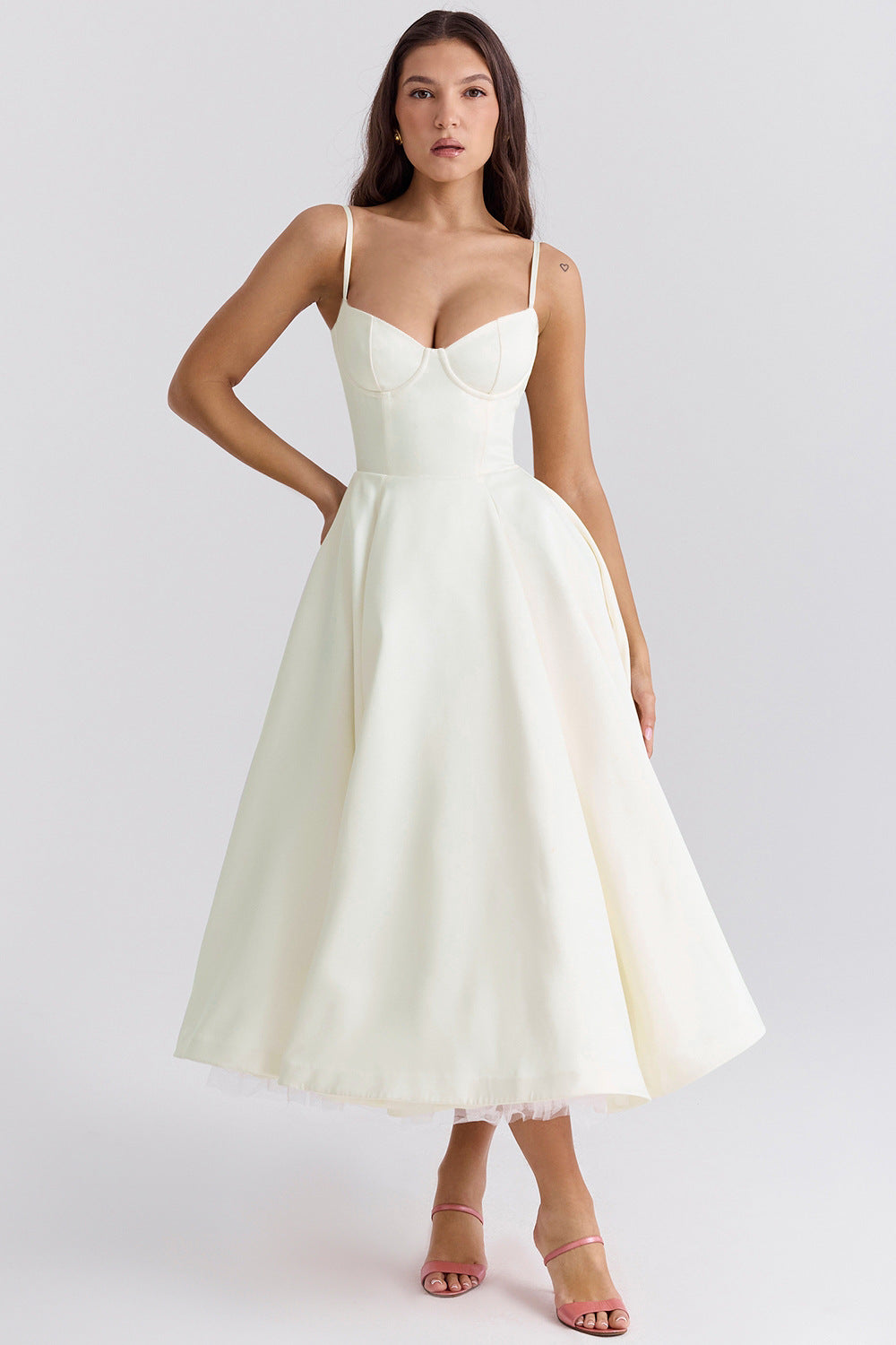 Norielle midi bustier šaty s širokou sukni bez rukávů