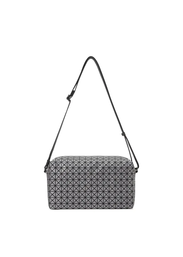 Issey Miyake Saddle Bag Reflector kabelka šedá