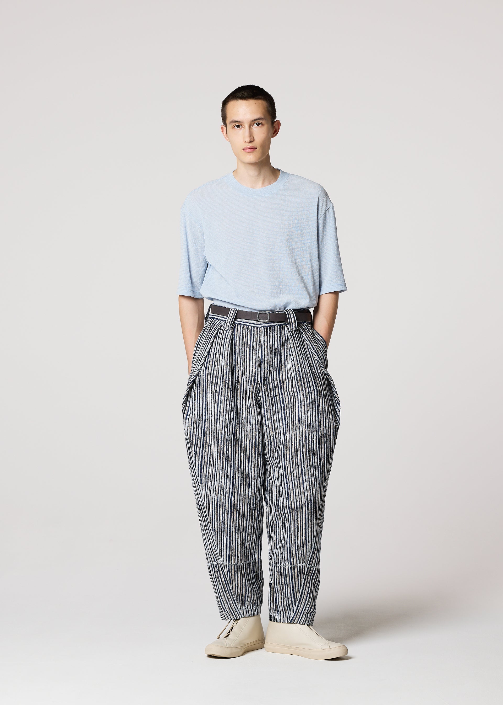 Issey Miyake Curviness kalhoty Light Blue vel. 2