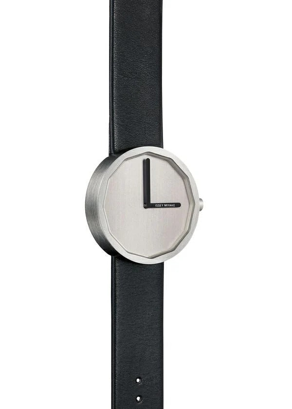 Issey Miyake Twelve hodinky no.91 šedé
