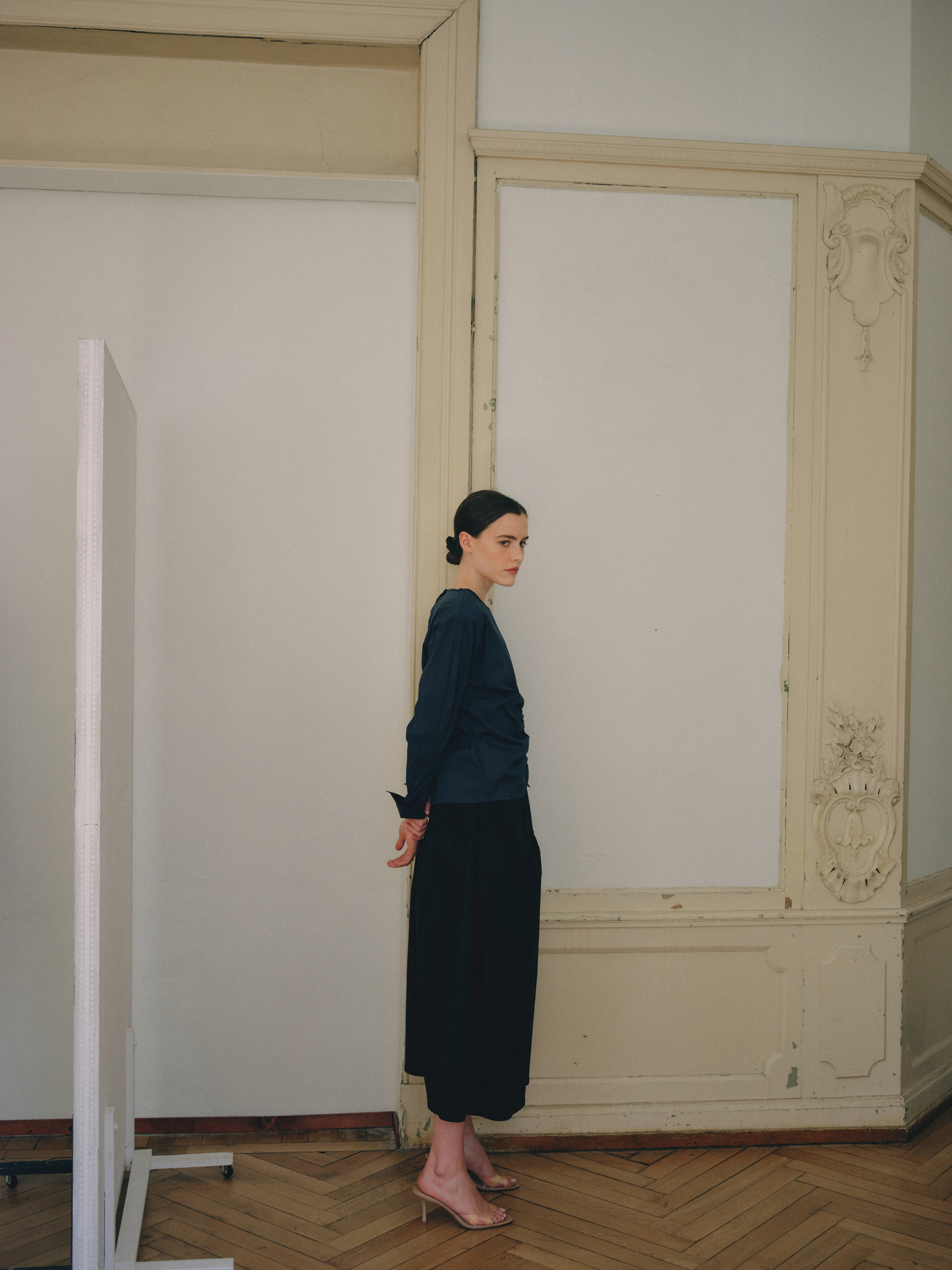 Aurelia & Zwei Frauen Dark Navy košile tmavě modrá saténová