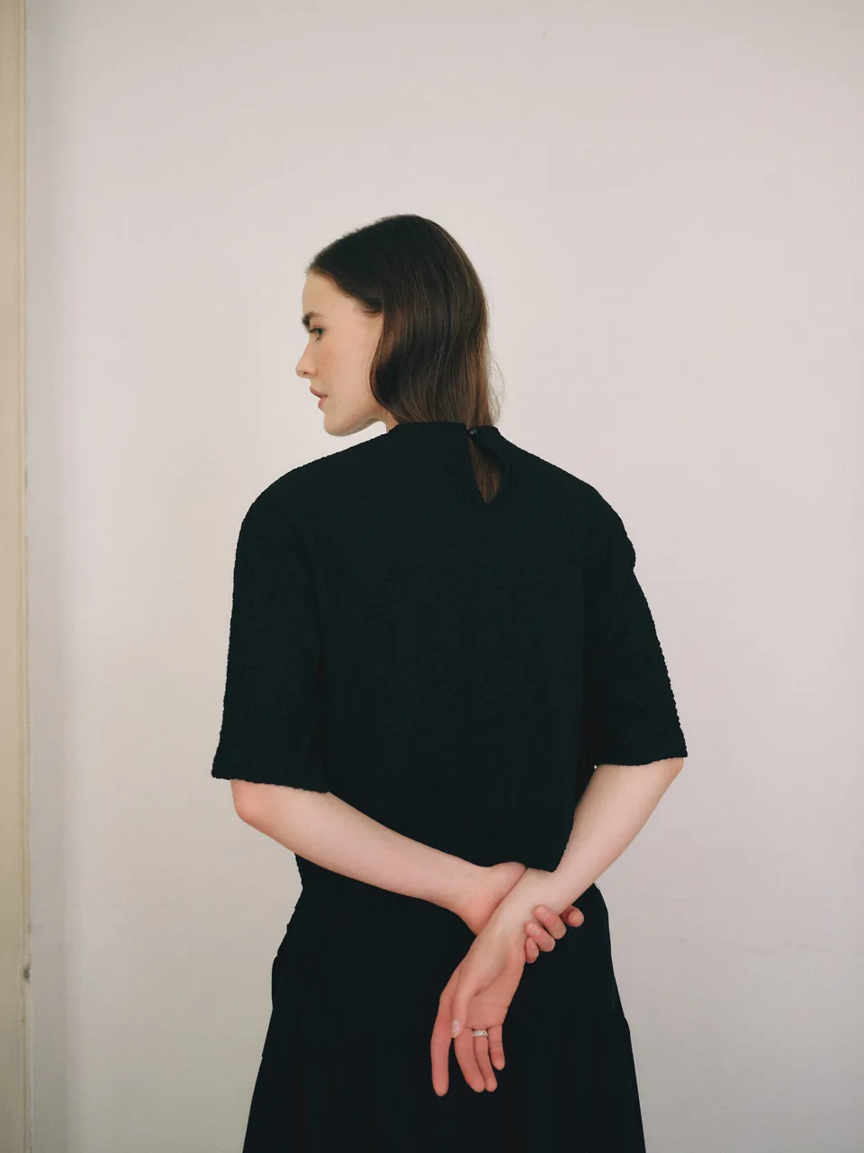 Aurelia & Zwei Frauen Strukturalny Black top černý poslední kusy