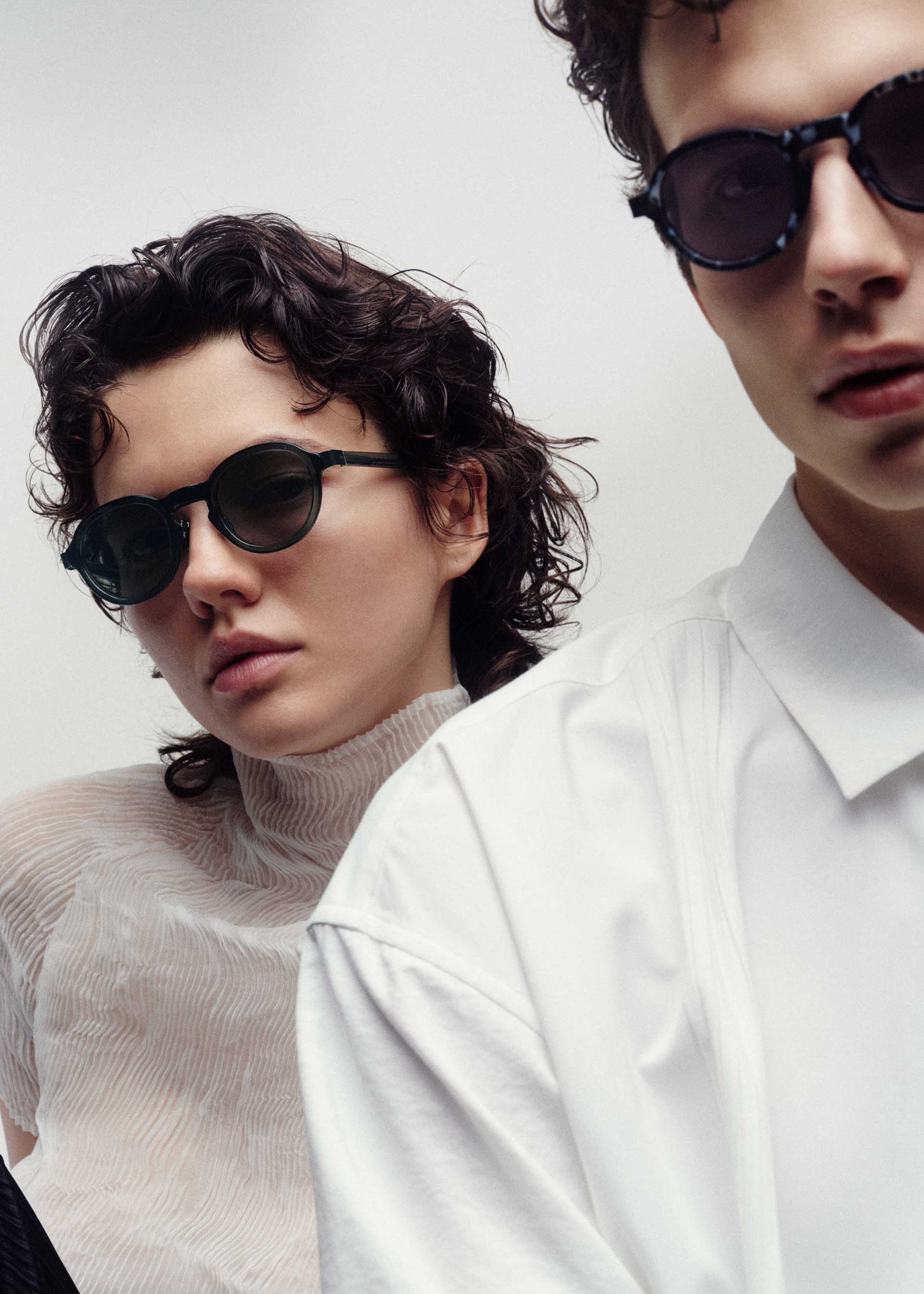 Issey Miyake Marrow-Round sluneční brýle černé