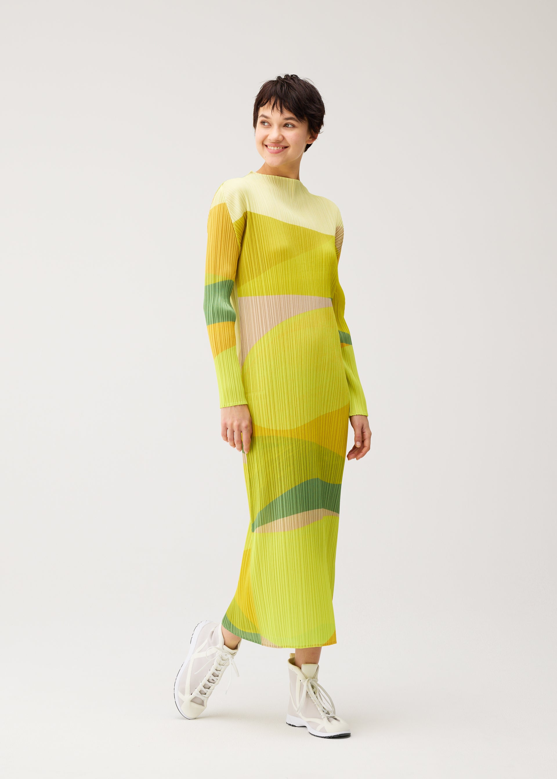 Issey Miyake Orbit šaty se stojáčkem žluté