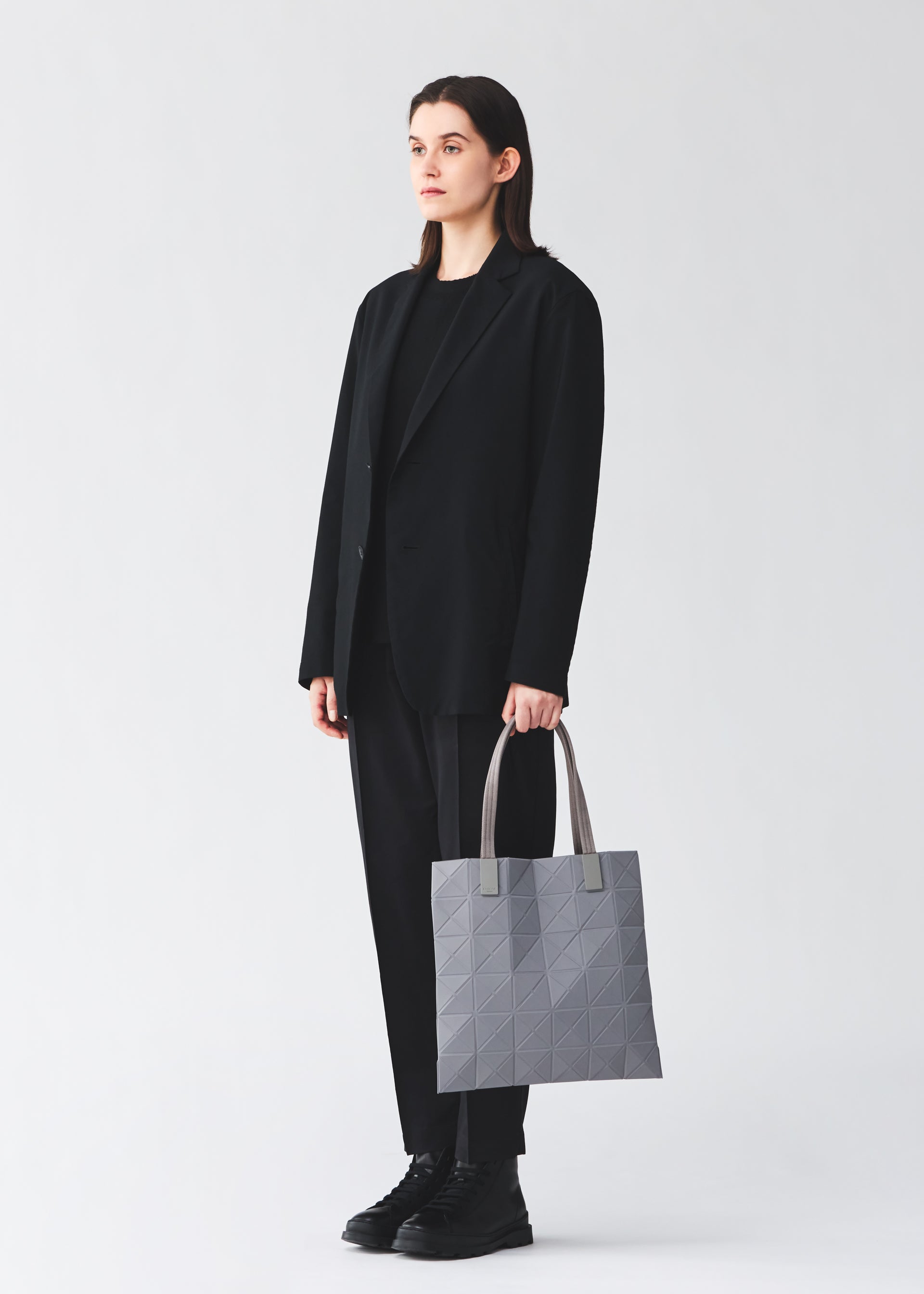 Issey Miyake TRACK tote taška černá na notebook