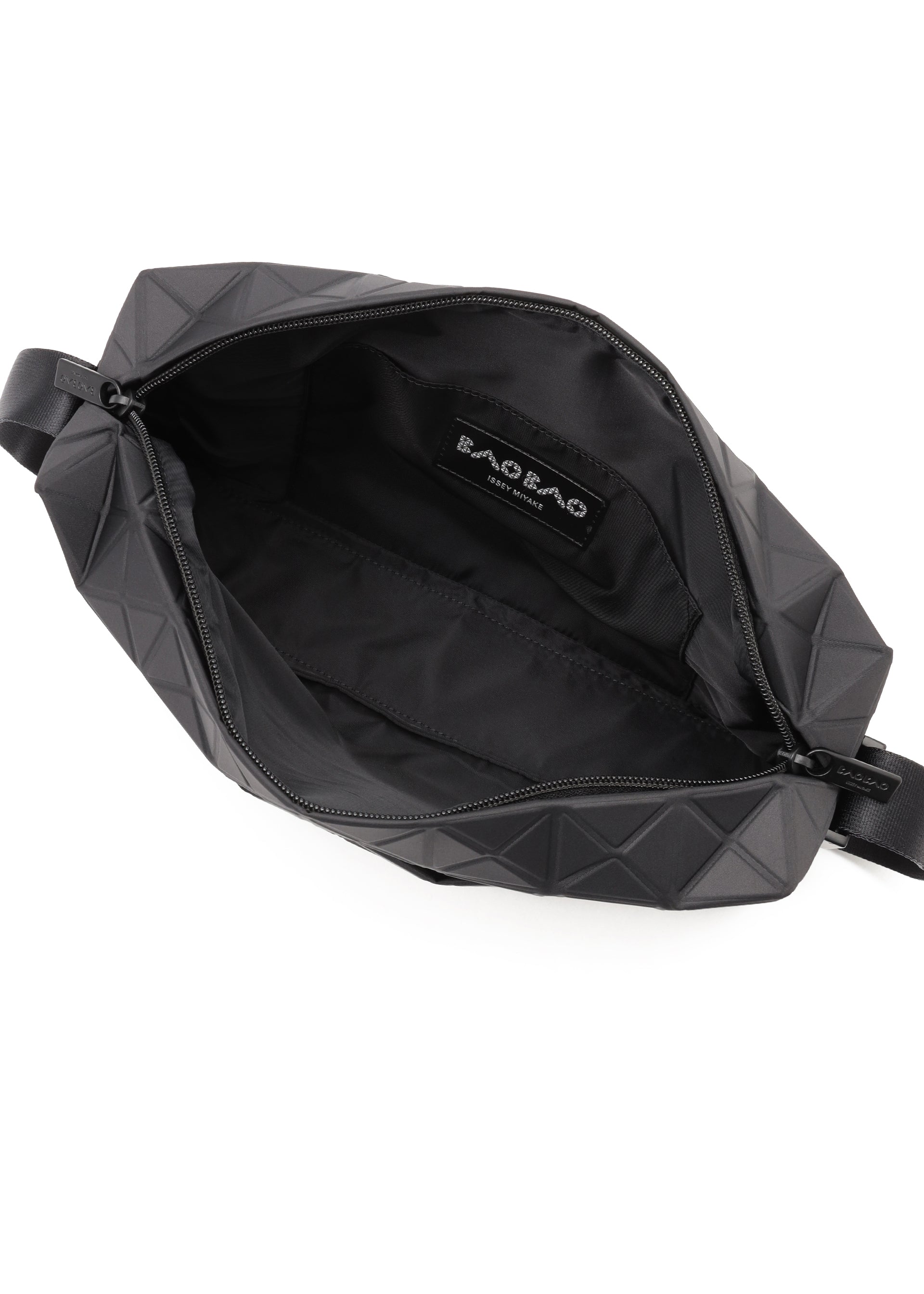 Issey Miyake Track velká kabelka šedá přes rameno